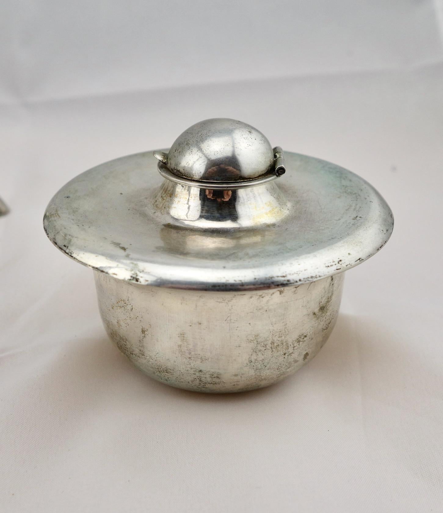 Chinese Export Silver Teapot or Kettle on a Stand by Hung Chong, circa 1900 2