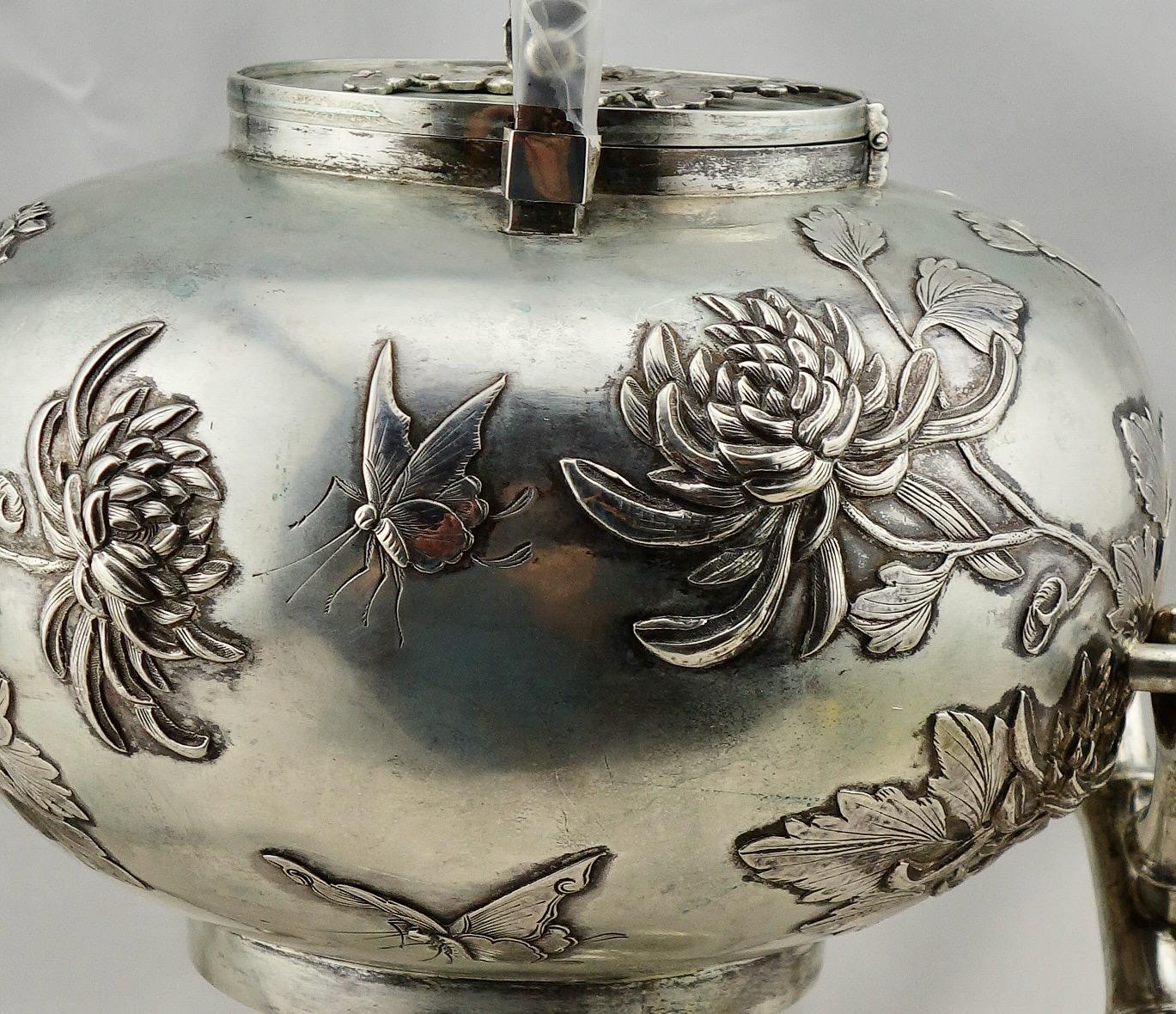 Hand-Crafted Chinese Export Silver Teapot or Kettle on a Stand by Leeching, circa 1900 For Sale