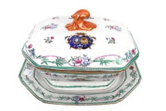 Chinese Export Soup Tureen with Cover and Underplate