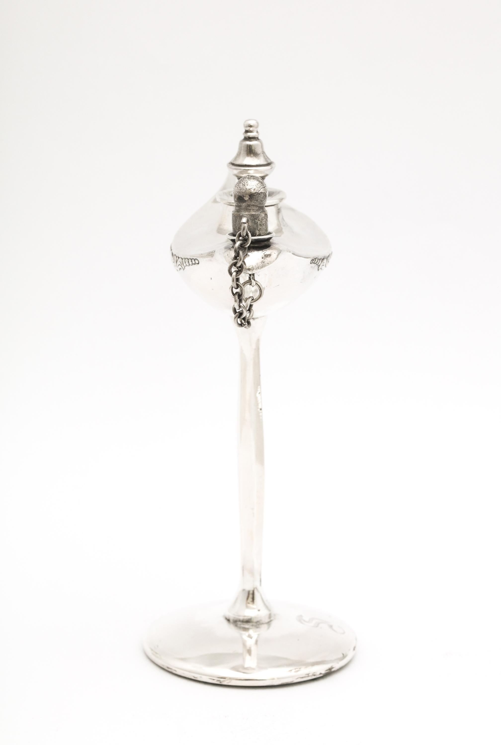 Early 20th Century Chinese Export Sterling Silver Aladdin's Lamp, Form Table Lighter For Sale