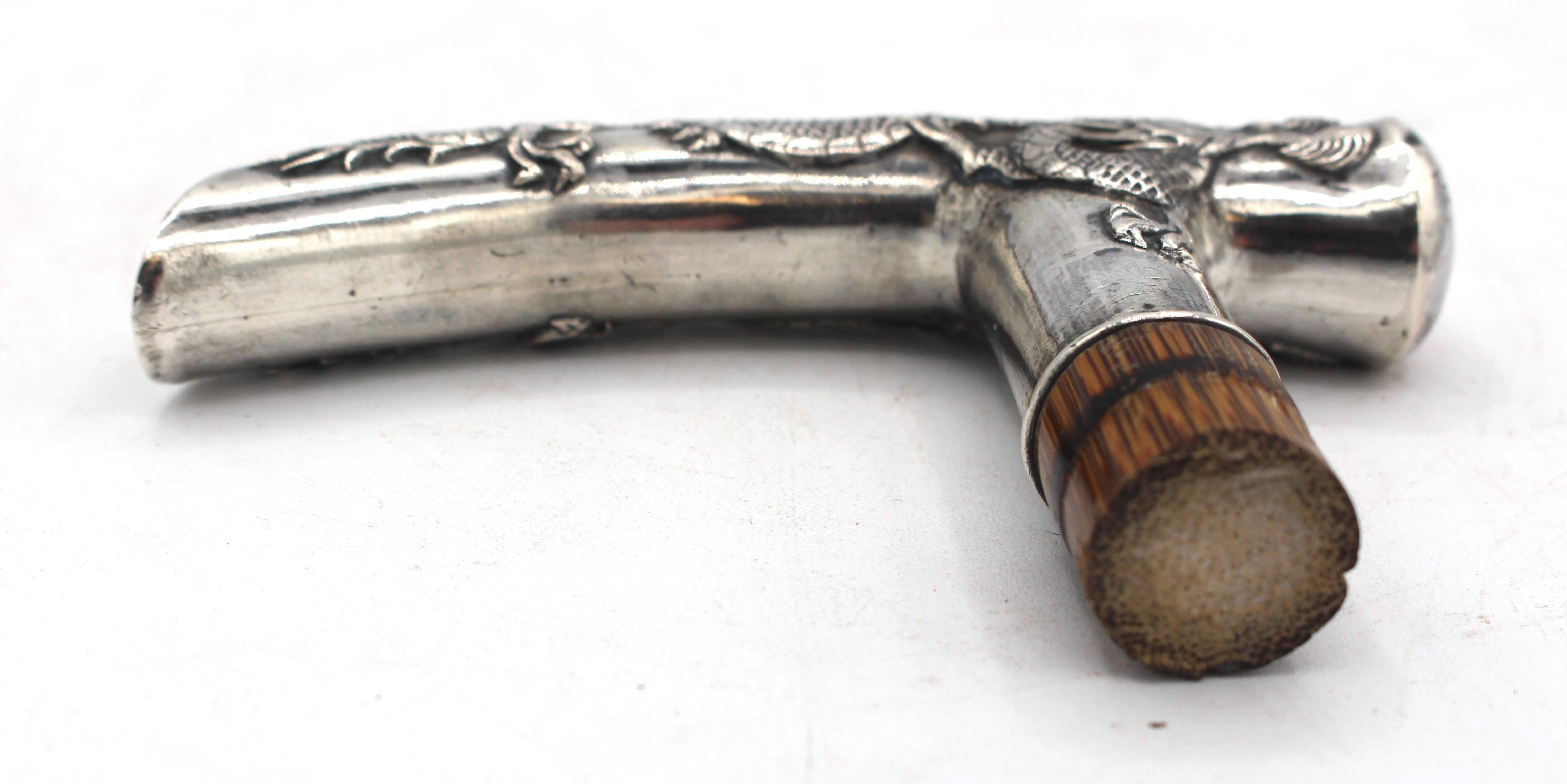 XX secolo Manico di bastone da passeggio in argento sterling da esportazione cinese, circa 1900 in vendita
