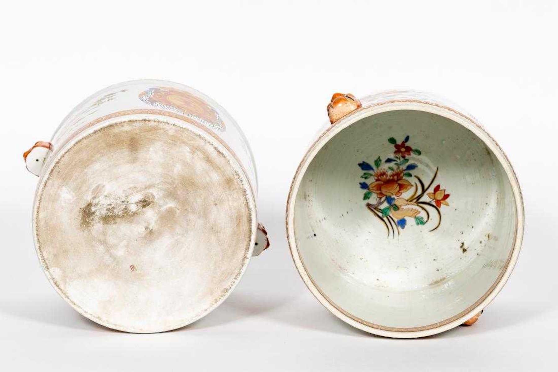 Chinese Export Style Armorial Cachepots by Samson In Good Condition In Atlanta, GA