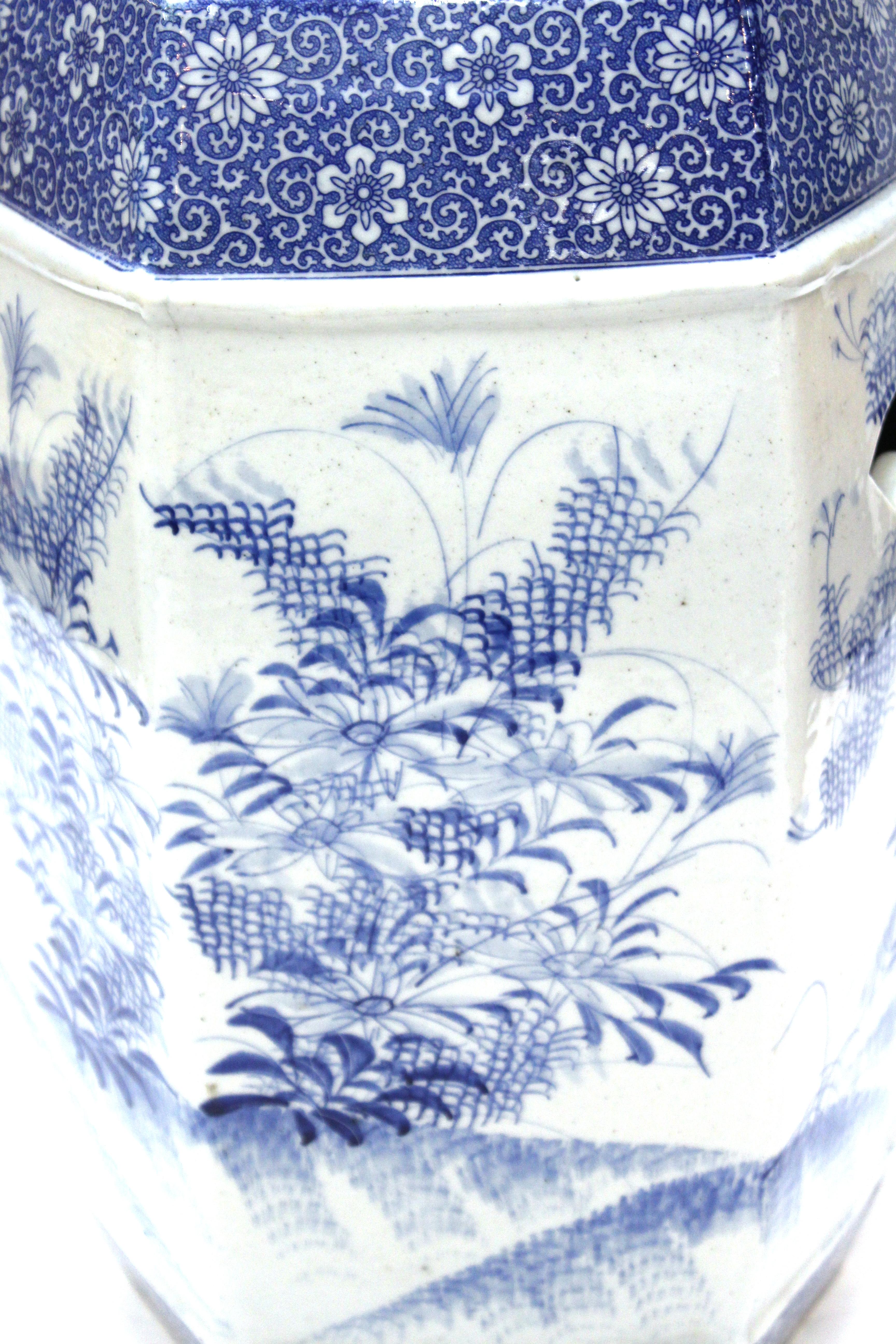 Chinese Export Style Ceramic Garden Stool 1