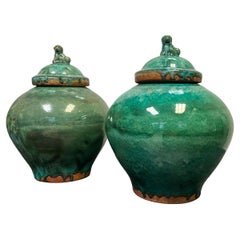 Pots en terre cuite verte à grande échelle de style exporté chinois avec chiens Foo - 2