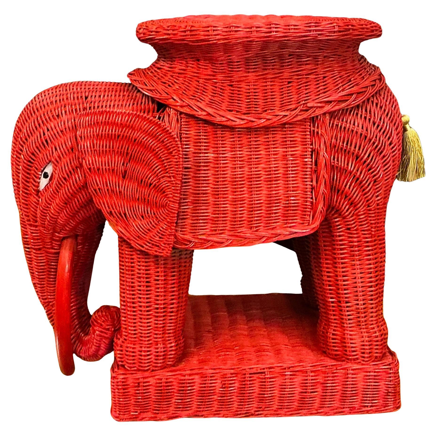 Mesa auxiliar / Taburete / Asiento de jardín de mimbre estilo exportación chino con forma de elefante