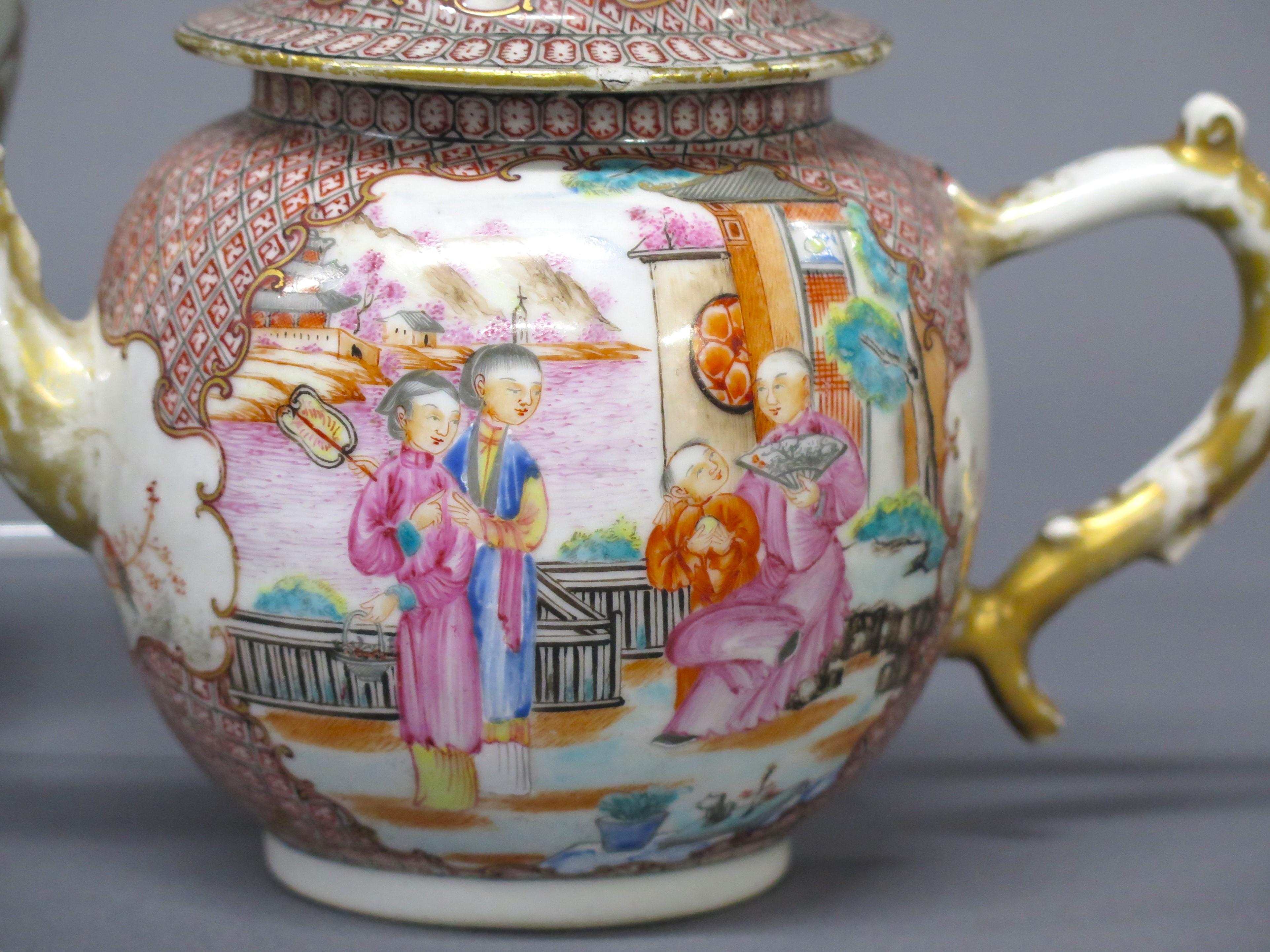 Porcelain Chinese Export Tea Set, Rockefeller Pattern For Sale