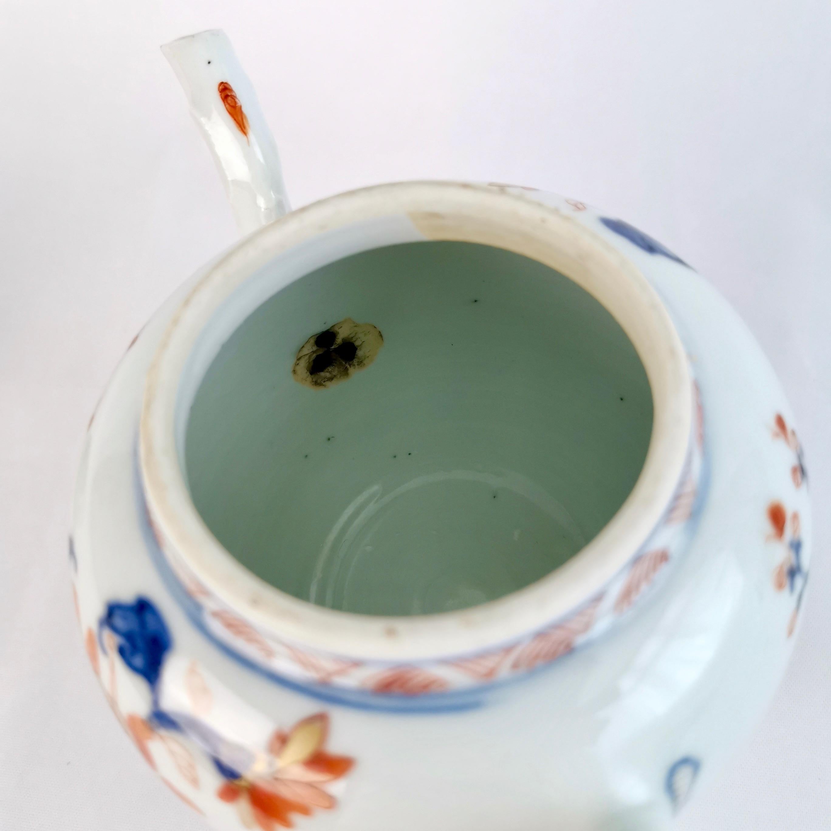 Chinese Export Teapot, Imari Flowers, Qianlong, circa 1750 2