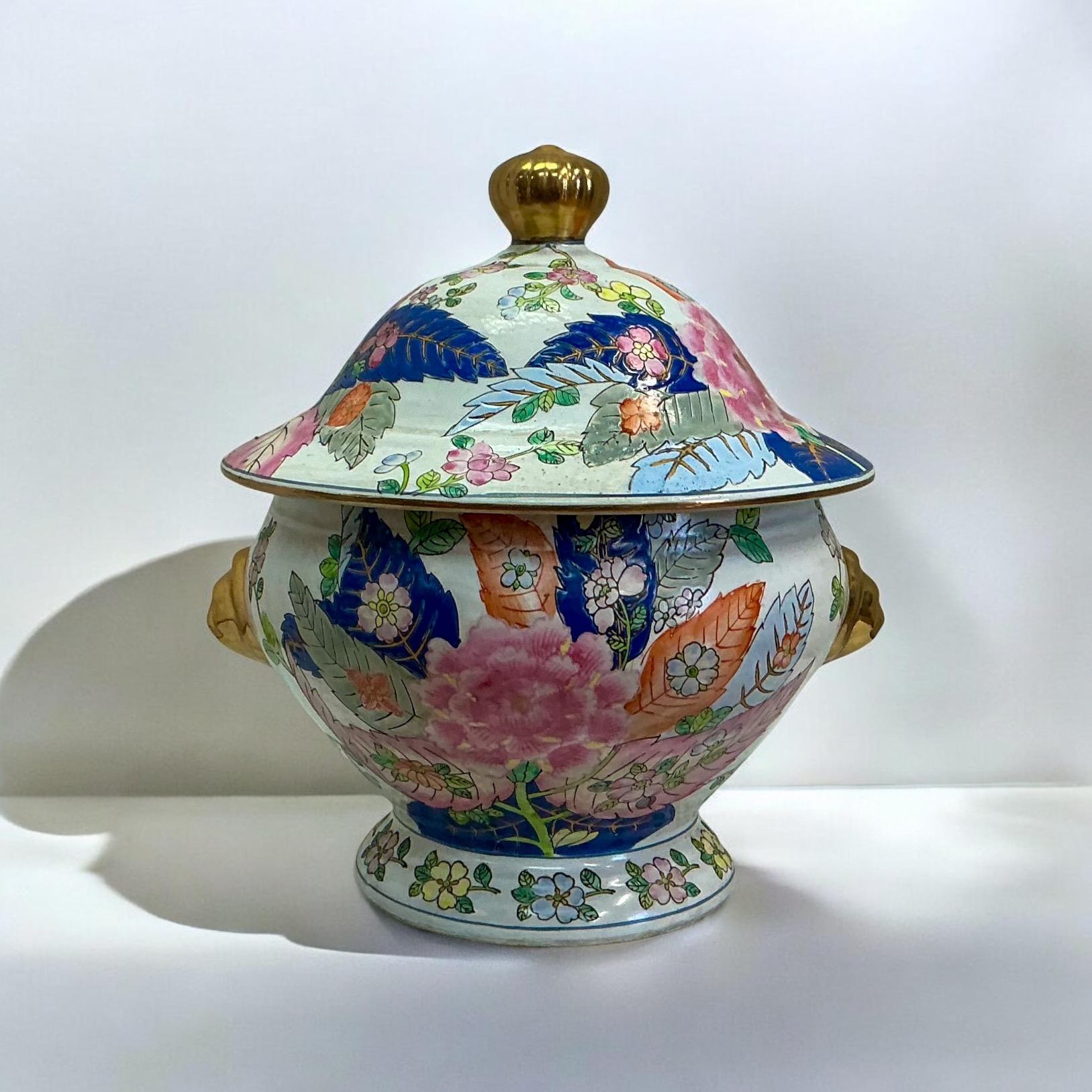 Céramique Soupière d'exportation chinoise en poterie à motif de feuilles de tabac en vente