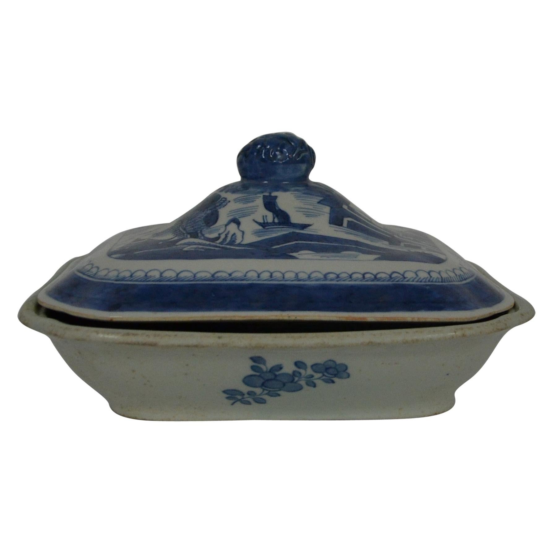 Chinese Export Tureen and Cover For Sale
