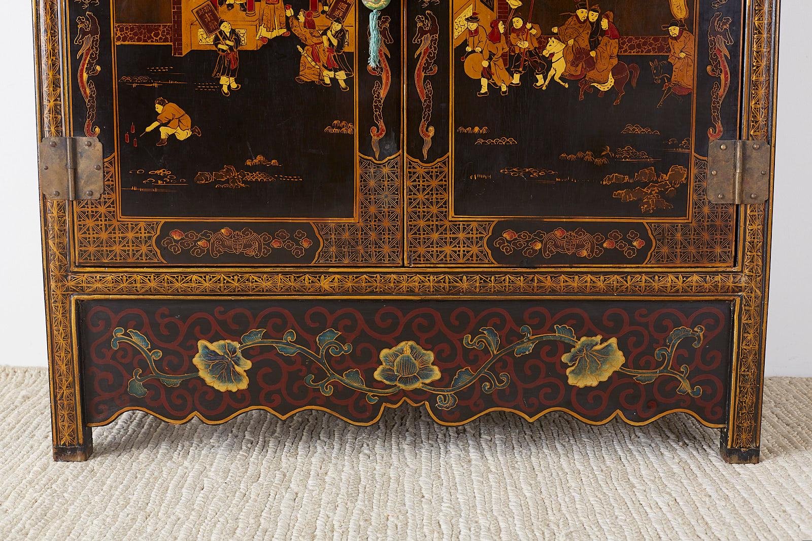Chinese Export Two-Door Lacquered Wedding Style Cabinet 2