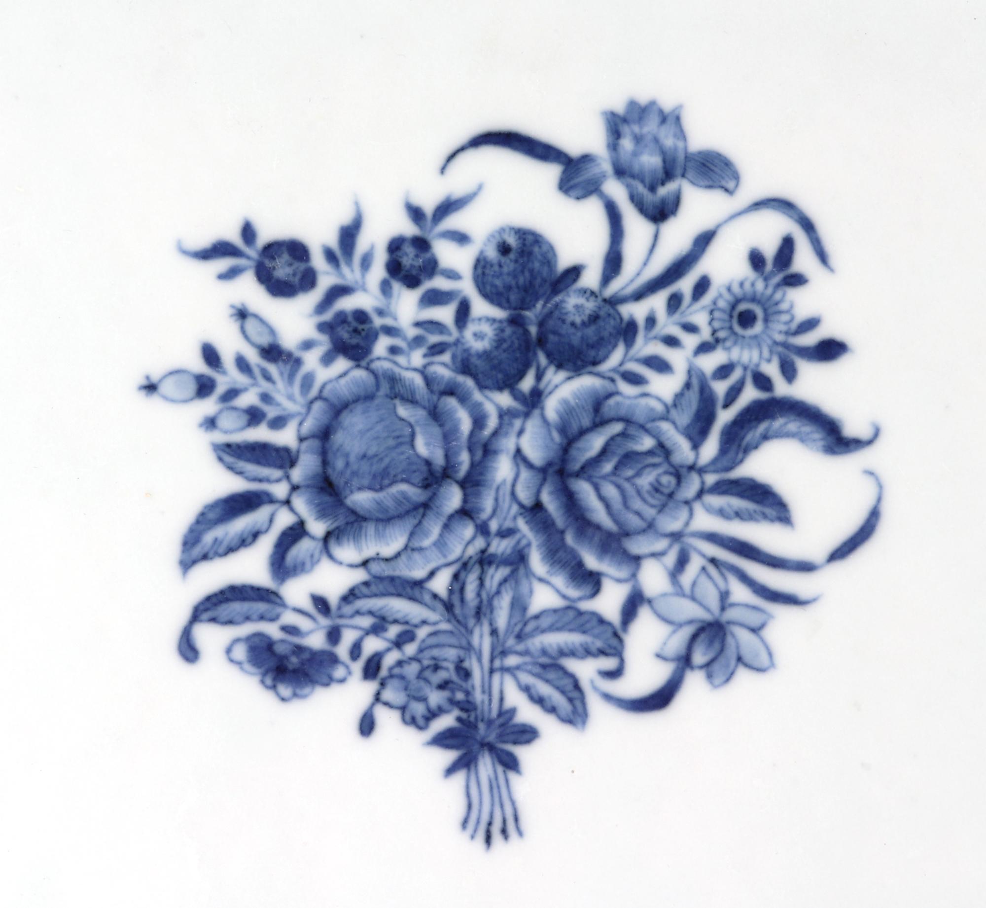 Late 18th Century Chinese Export Underglaze Blue Armorial Porcelain Dish, Arms William Dalrymple
