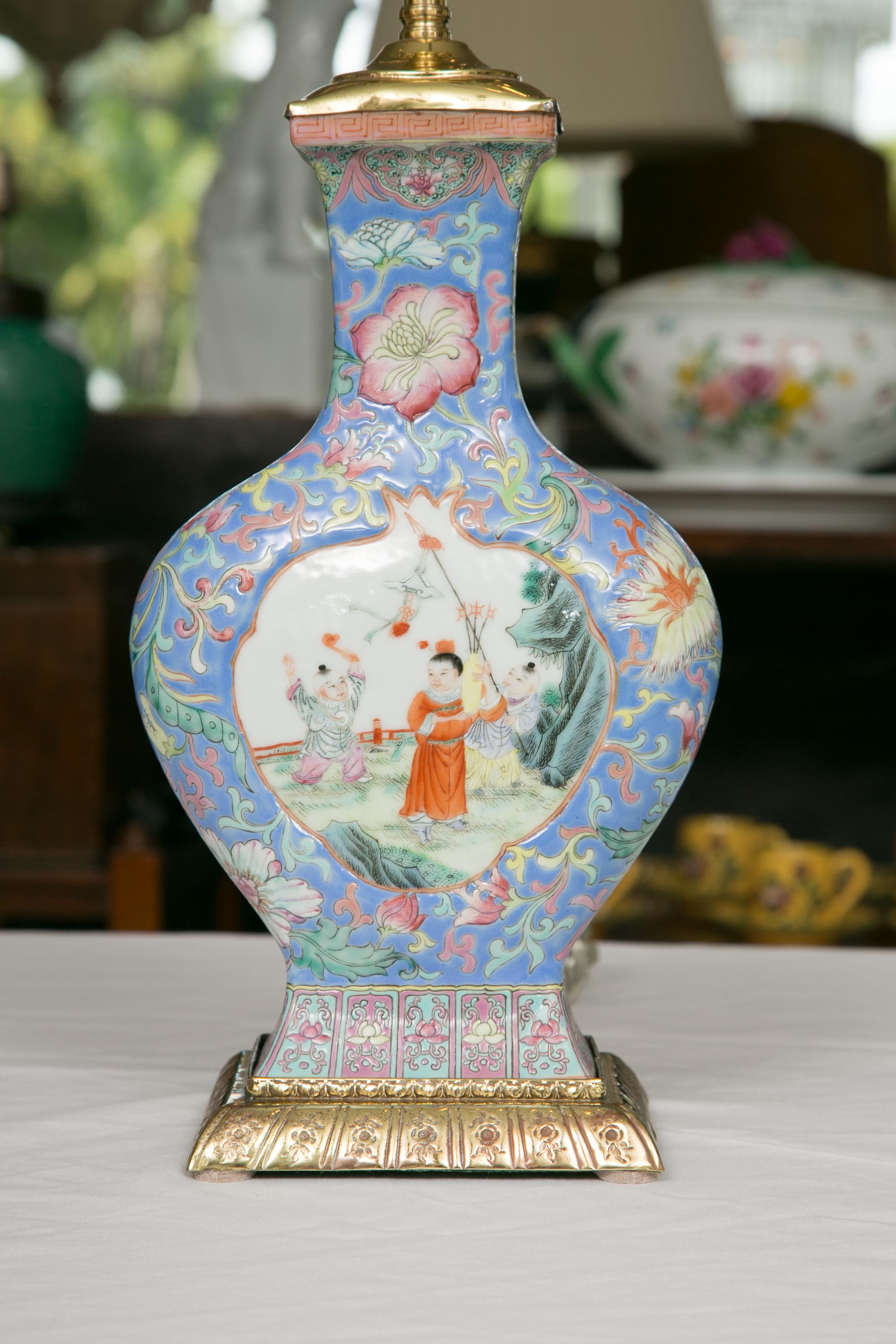 Chinese Export Vase as Table Lamp 4