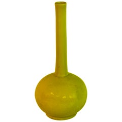 Chinese Export Yellow Monochrome Bottle Vase, circa 1900