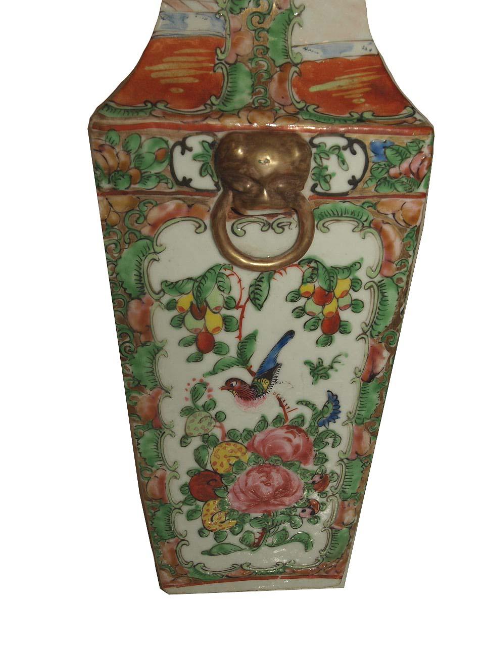 Chinesische berühmte chinesische Rosenvase (Spätes 19. Jahrhundert)