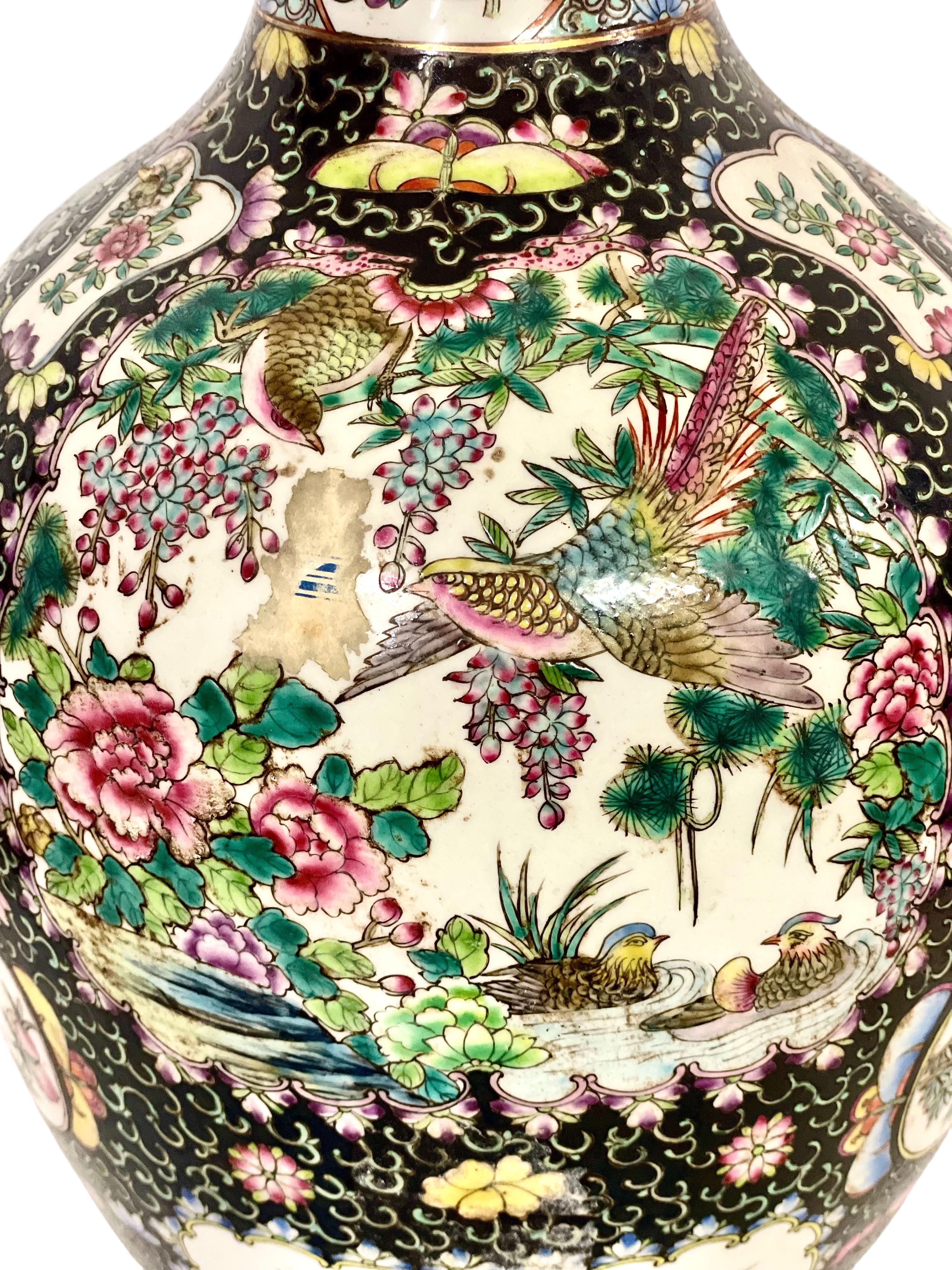 Large Chinese Famille Noire Porcelain Vase with Decoration of Birds For Sale 4