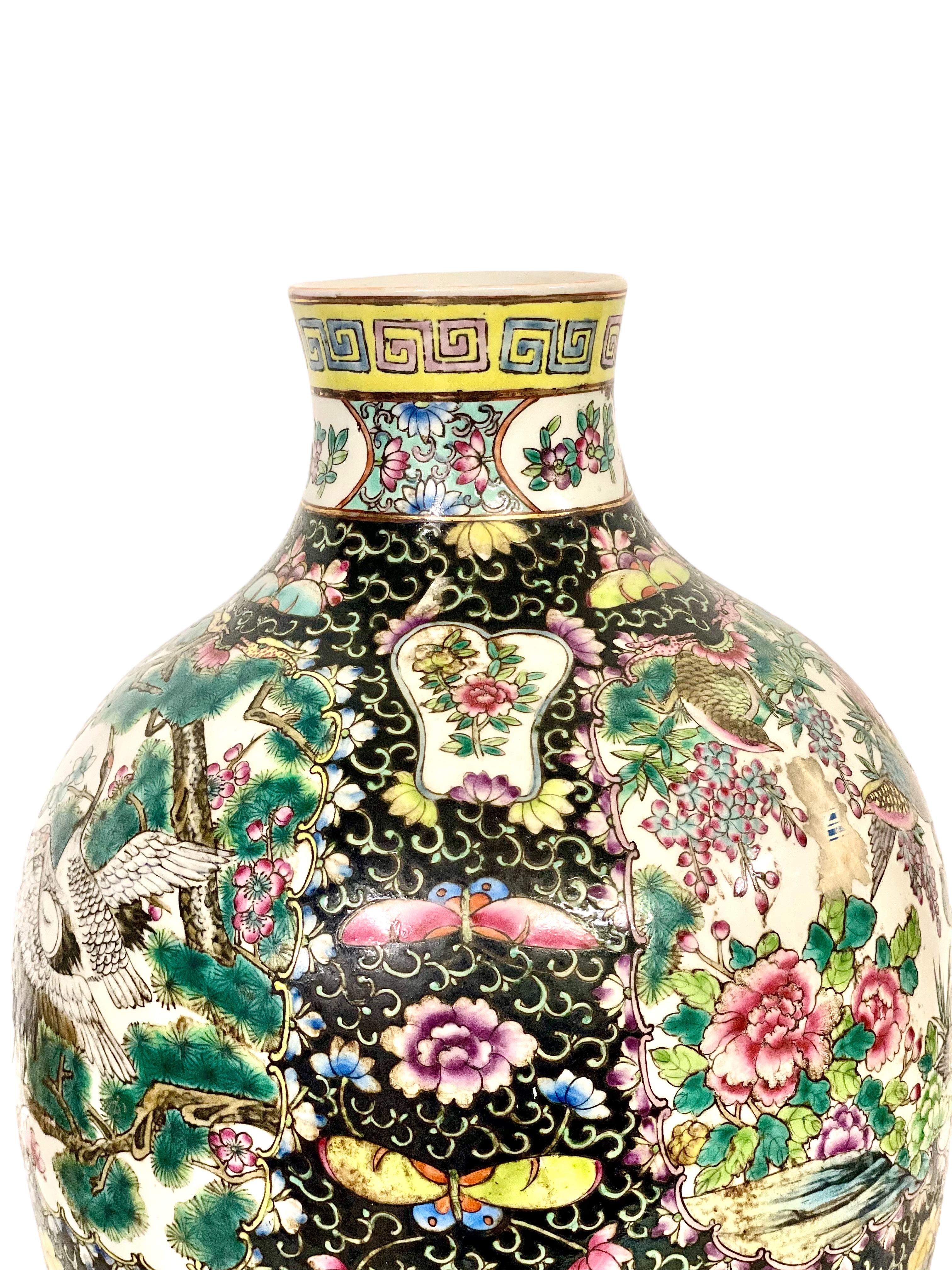 Large Chinese Famille Noire Porcelain Vase with Decoration of Birds For Sale 5