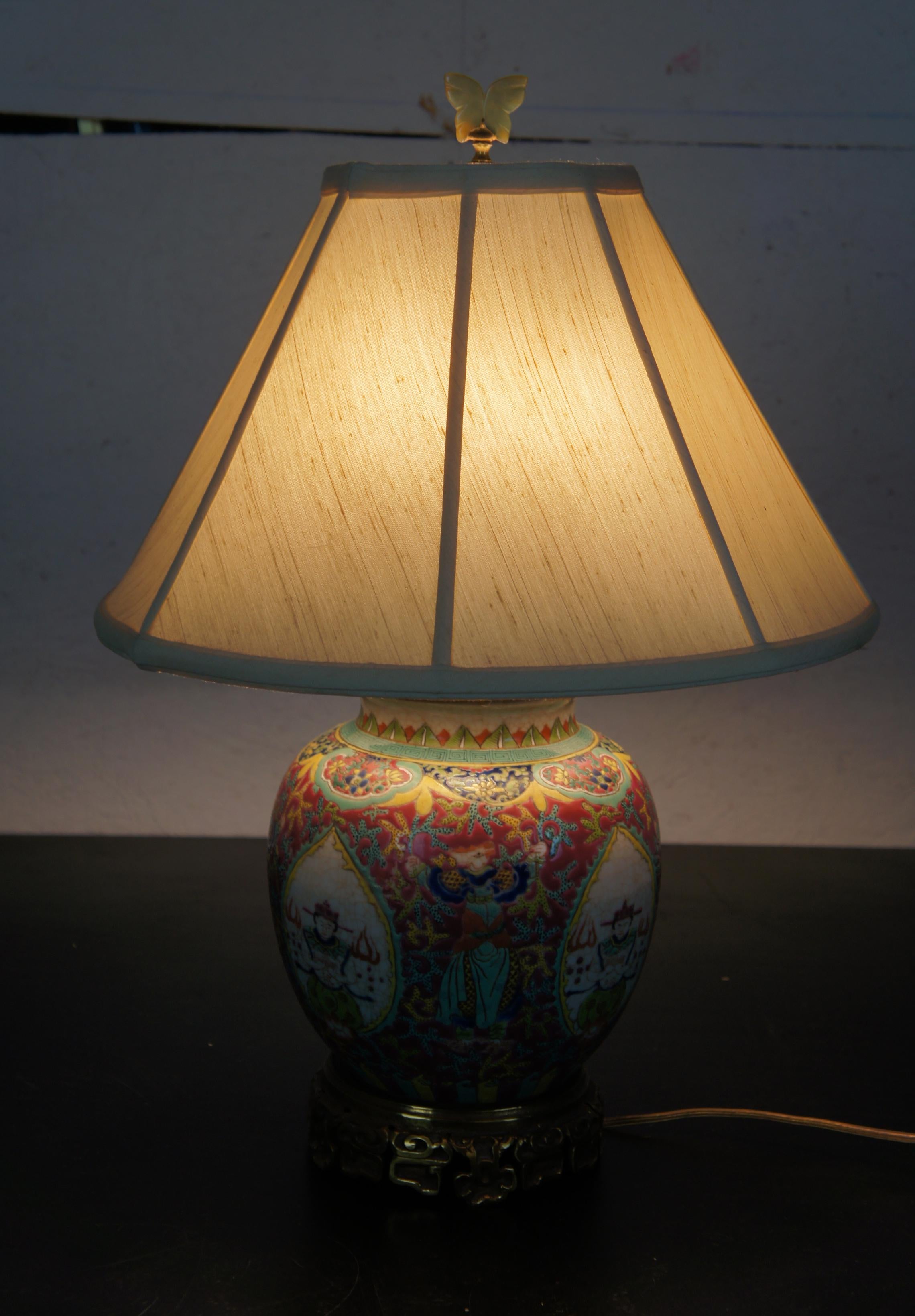 20th Century Chinese Famille Rose Bronze and Porcelain Ginger Jar Table Lamp Chinoiserie