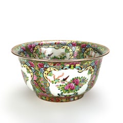 Chinese Famille Rose Enameled Porcelain Bowl with Gilt Trim Signed C1940