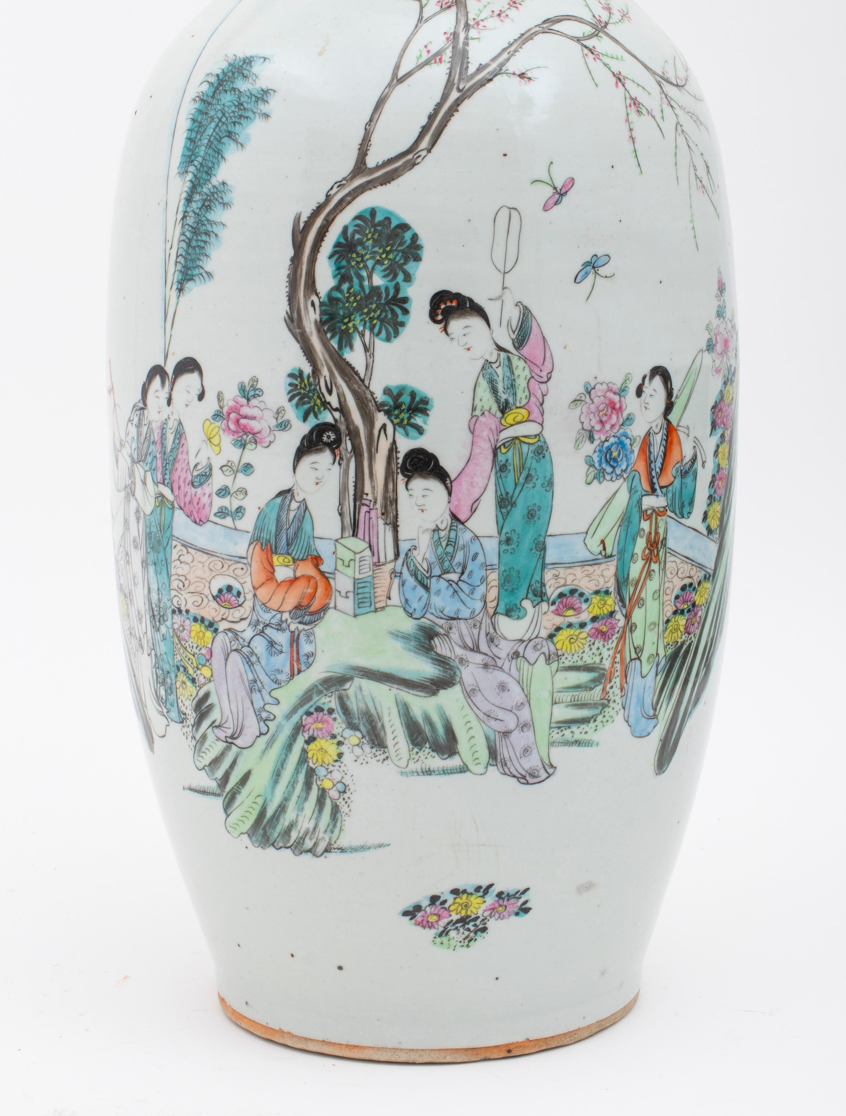 Chinese Famille Rose Porcelain Baluster Vase For Sale 5