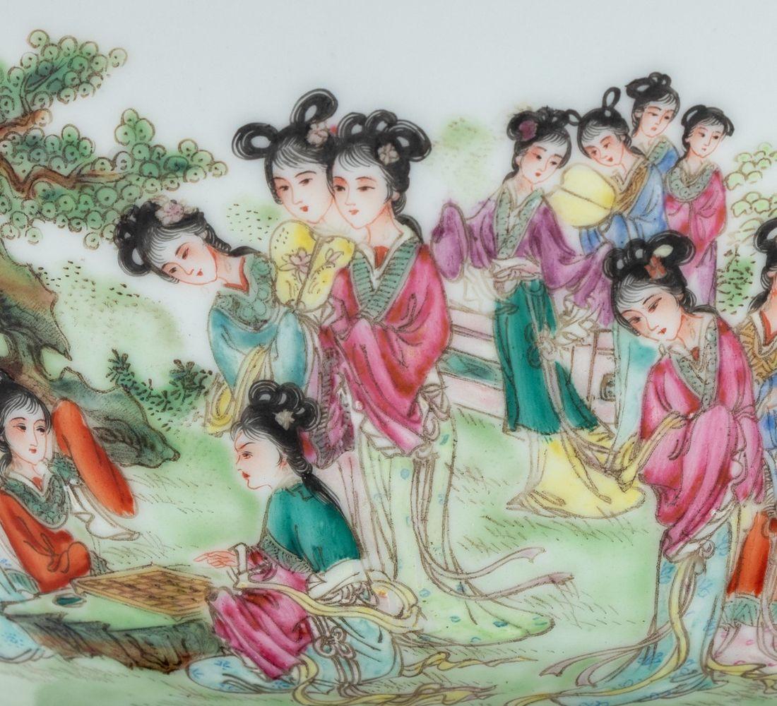 20th Century Chinese Famille Rose Porcelain Bowl For Sale