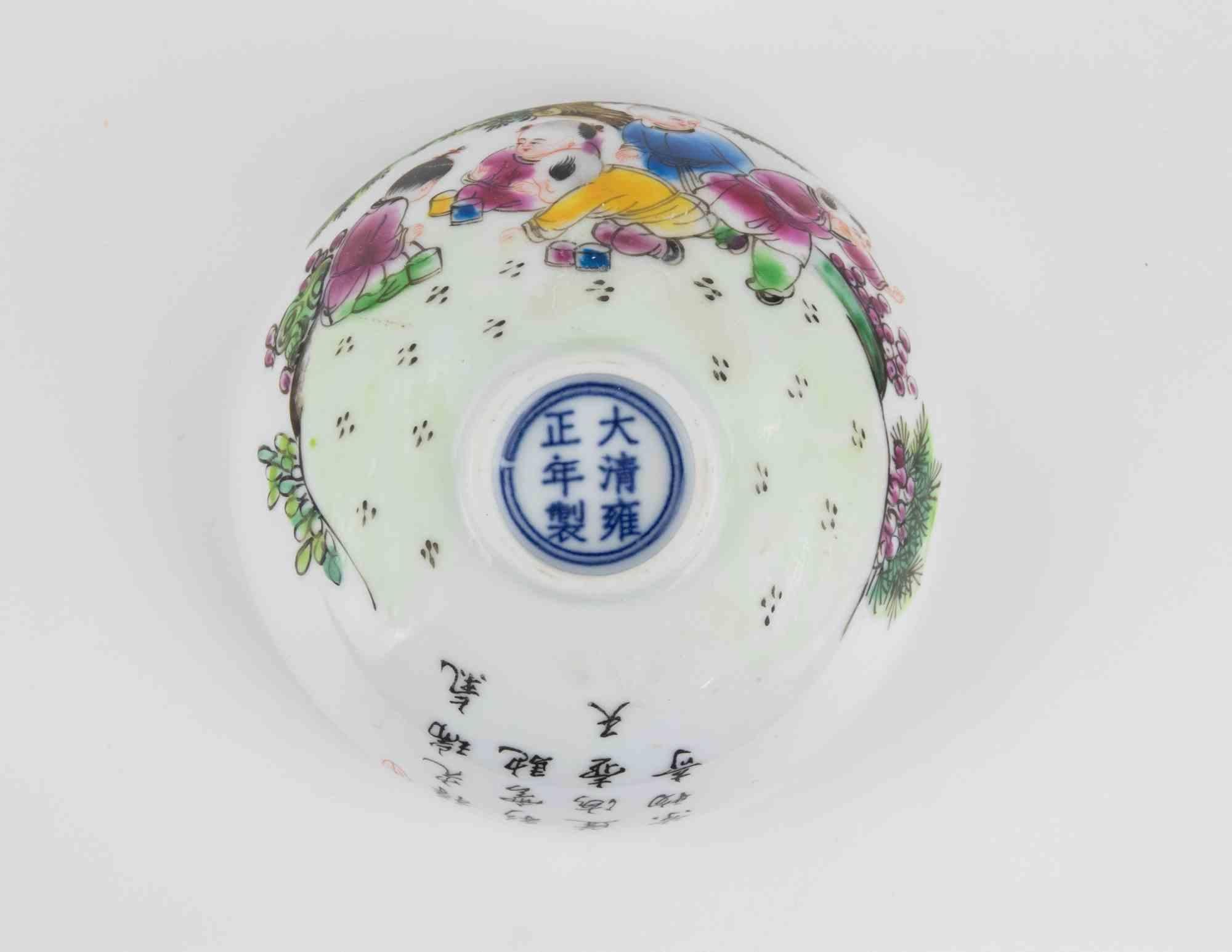 20ième siècle Bol chinois en porcelaine de la famille rose, style dynastie Qing, début du 20e siècle en vente