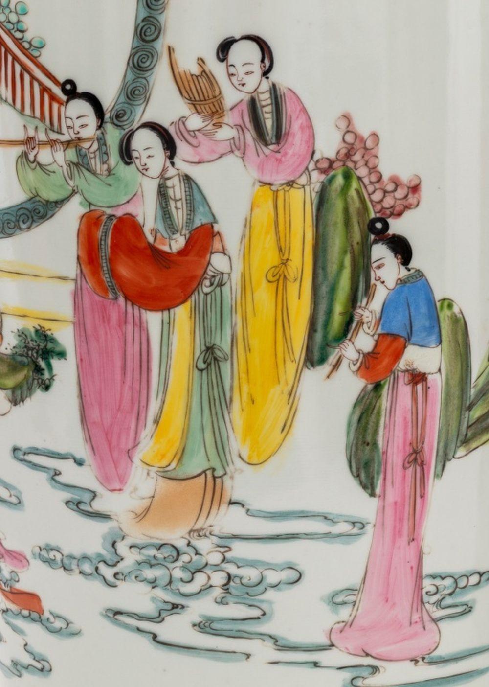 Hand-Painted Chinese Famille Rose Porcelain Large Vases, Pair For Sale