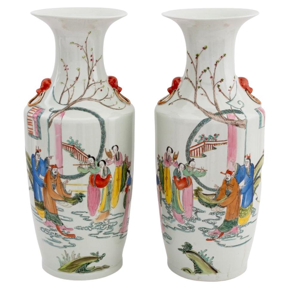 Chinese Famille Rose Porcelain Large Vases, Pair For Sale
