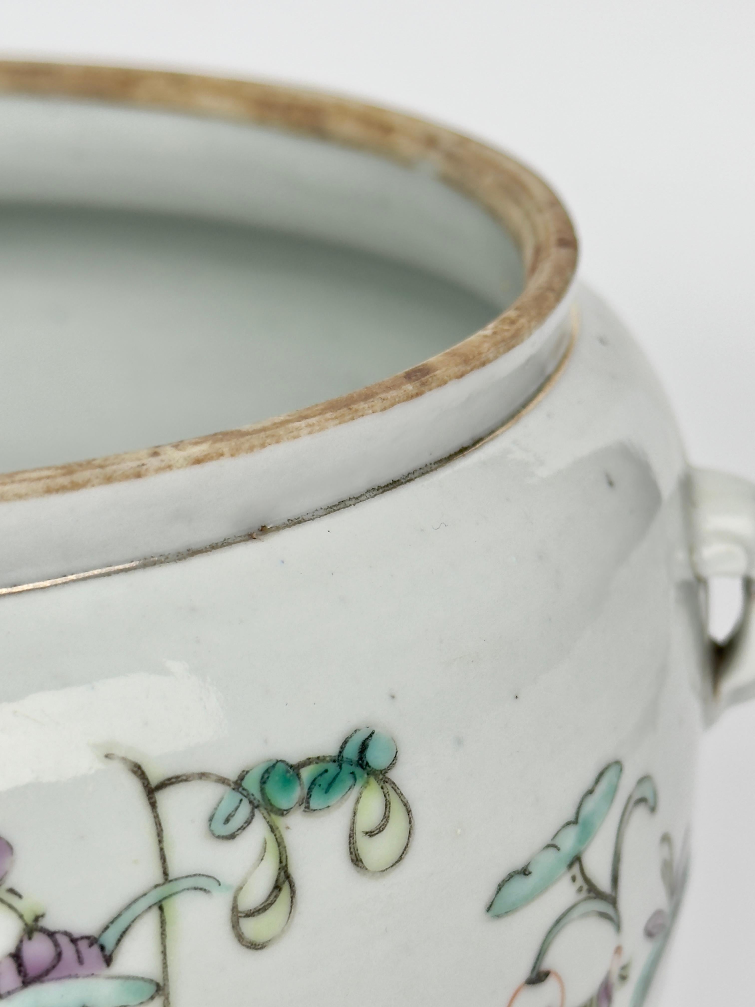 Famille Rose Porcelain Lidded Jar, Late Qing-Republic period 4
