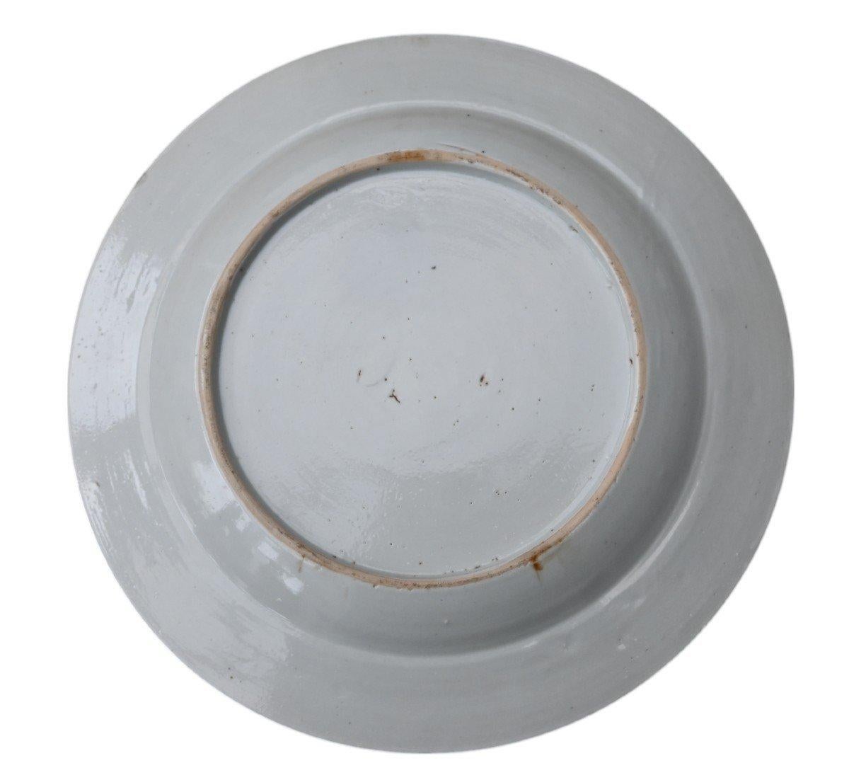 Plato de porcelana china Famille Rose, decoración de gallo, siglo XVIII, Qianlong Qing en venta