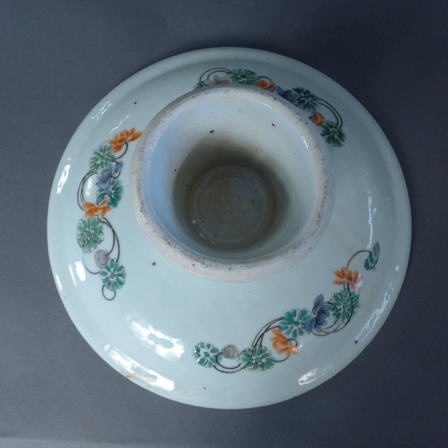 Chinese Famille Rose Porcelain Tarza, High Leg Plater, Tall Leg Charger, 1820s For Sale 11