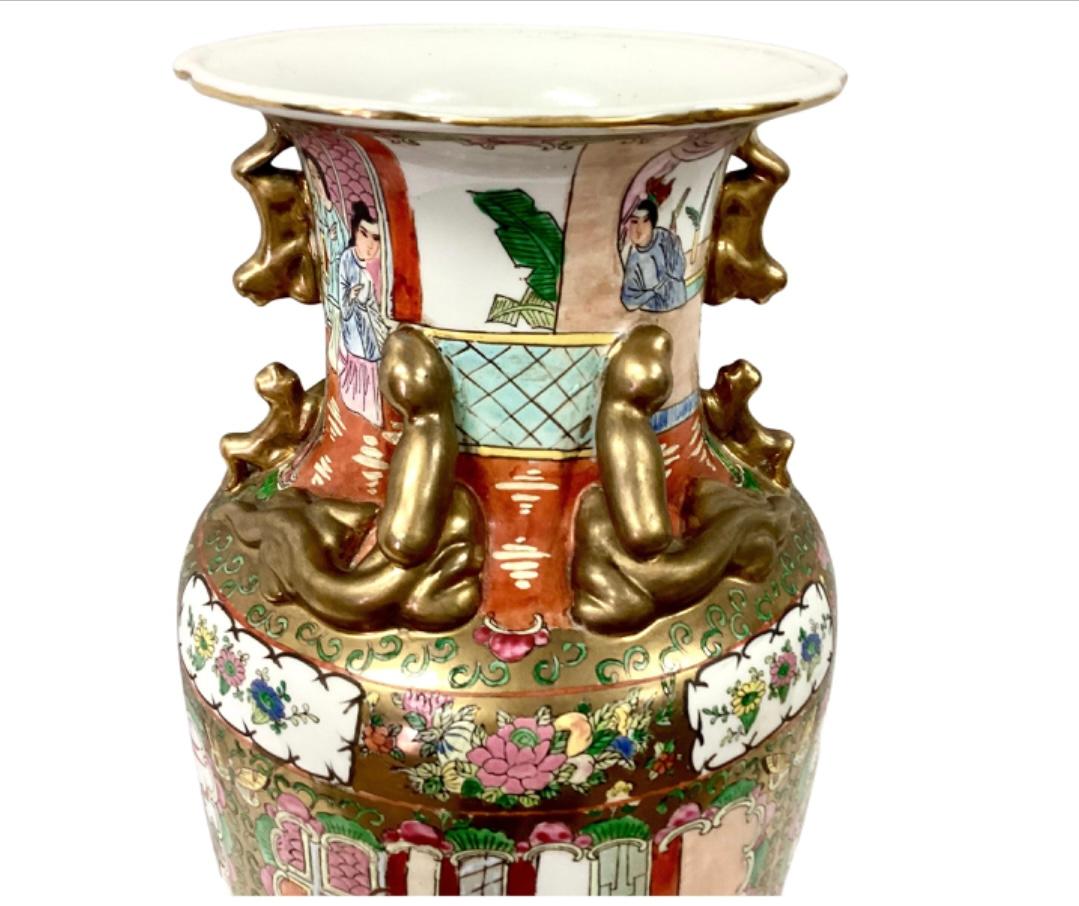 20th Century Chinese Famille Rose Porcelain Vase For Sale