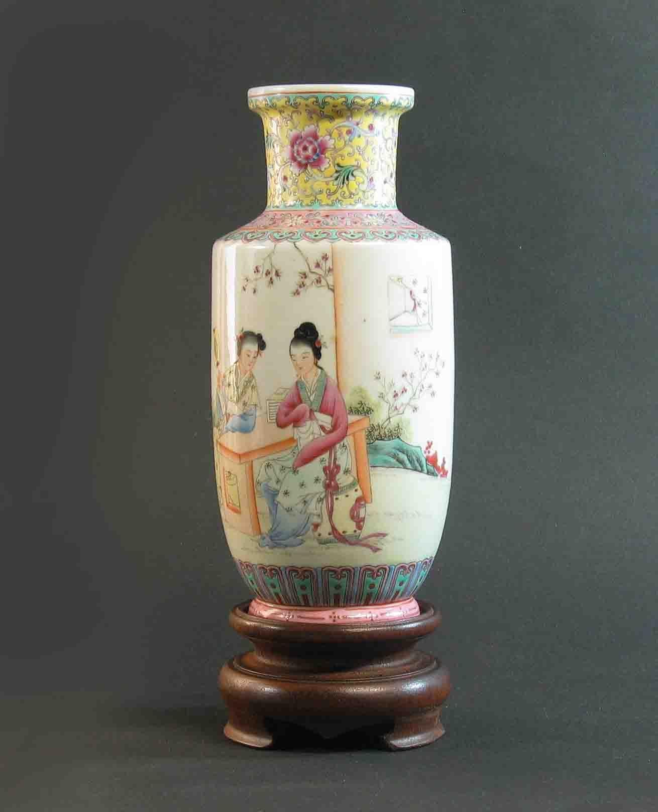 Chinese Famille Rose Rouleau Vase For Sale 4