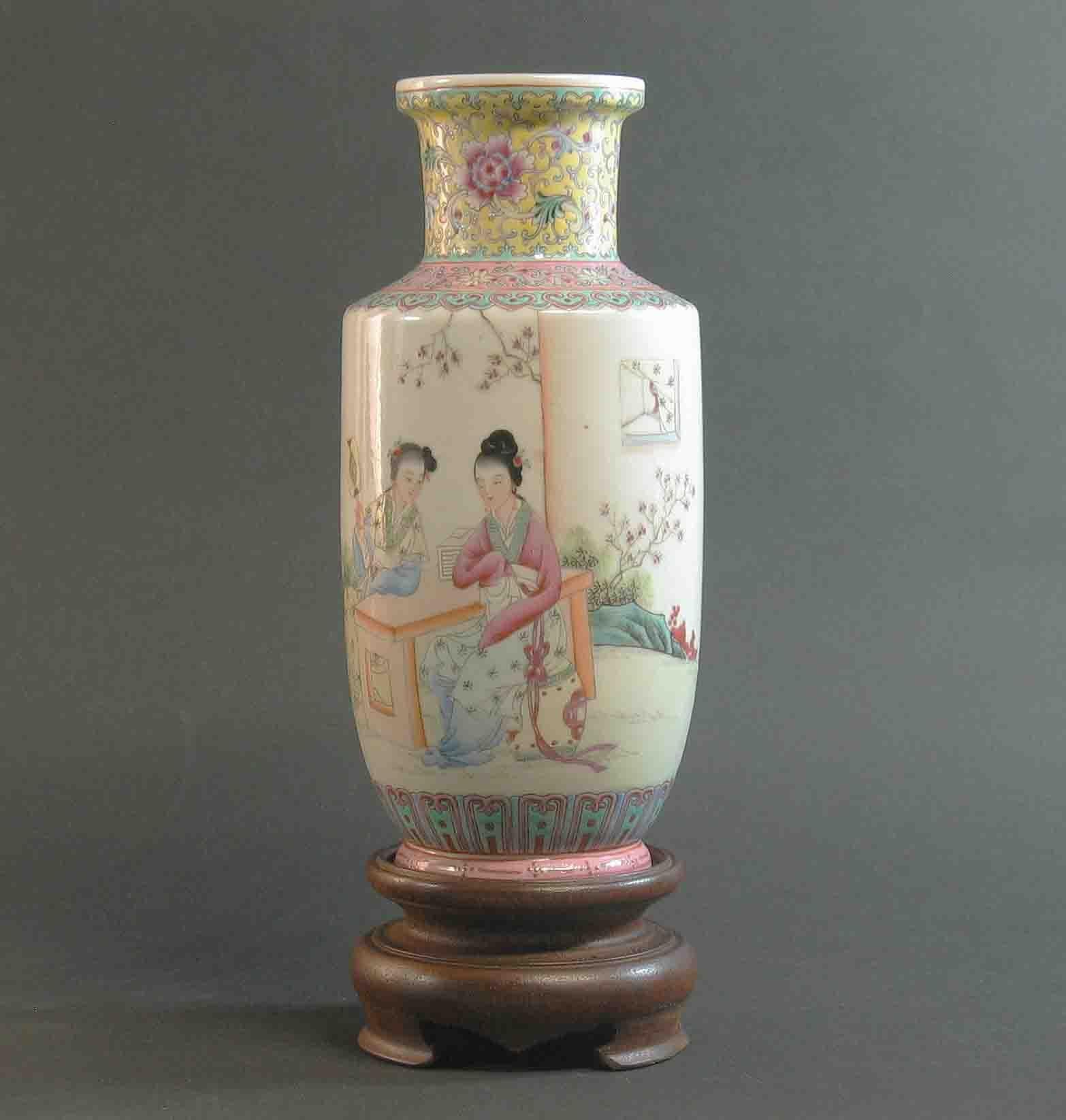 Chinese Export Chinese Famille Rose Rouleau Vase For Sale