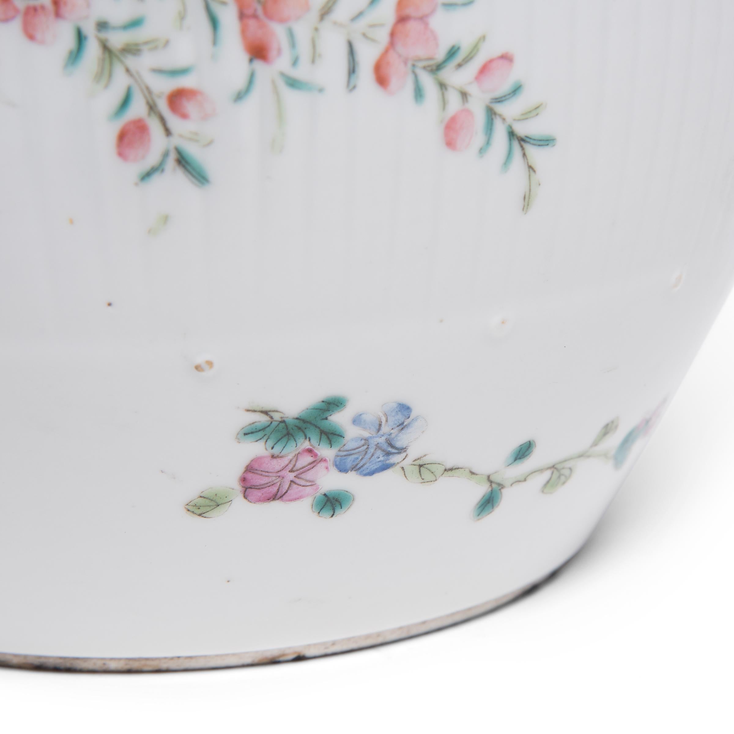 Chinese Famille Rose Soup Tureen with Garden Scene, c. 1900 2