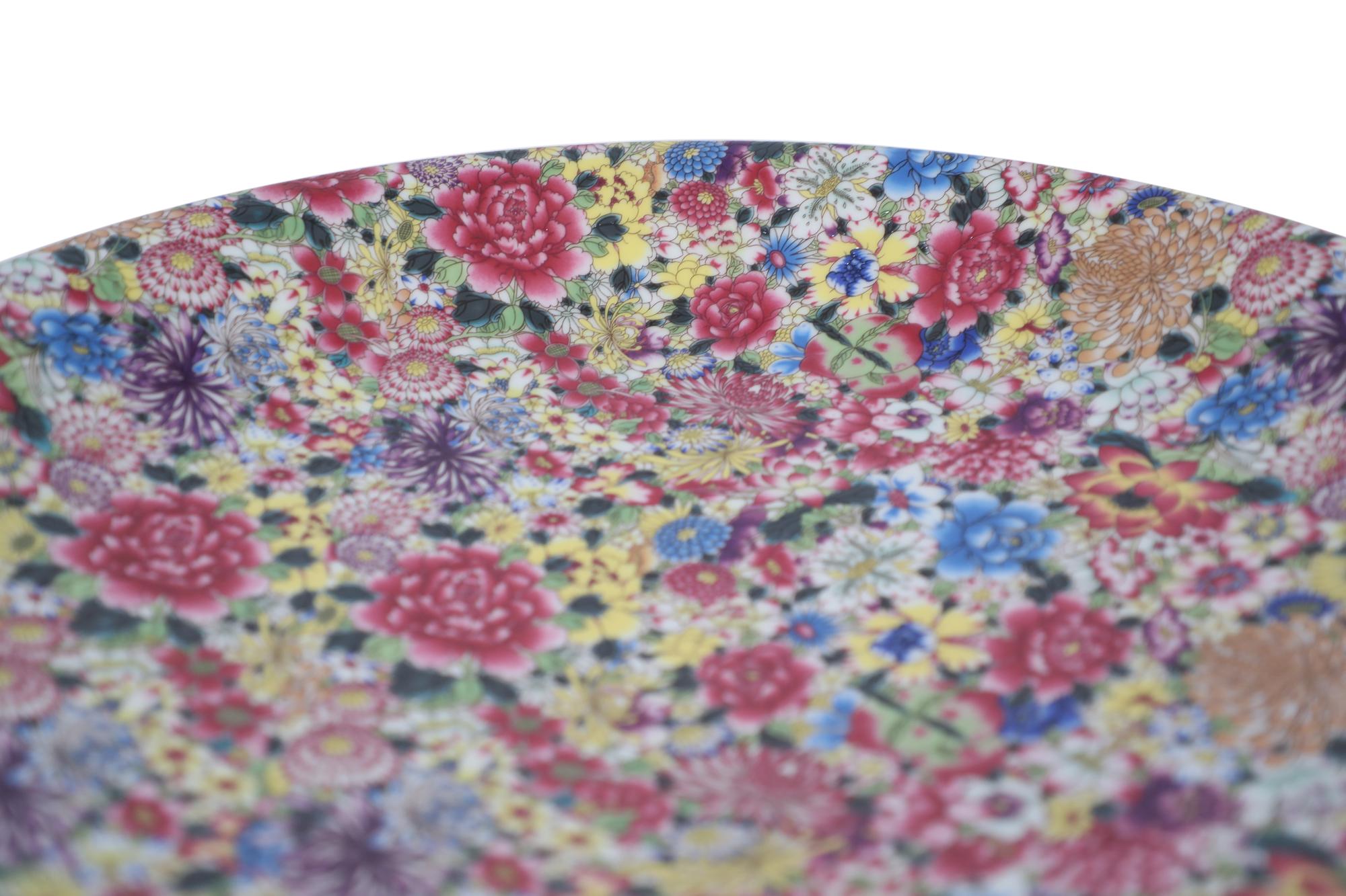 Exportation chinoise Centre de table chinois Famille Rose Thousand Flower Pattern en porcelaine peu profonde en vente