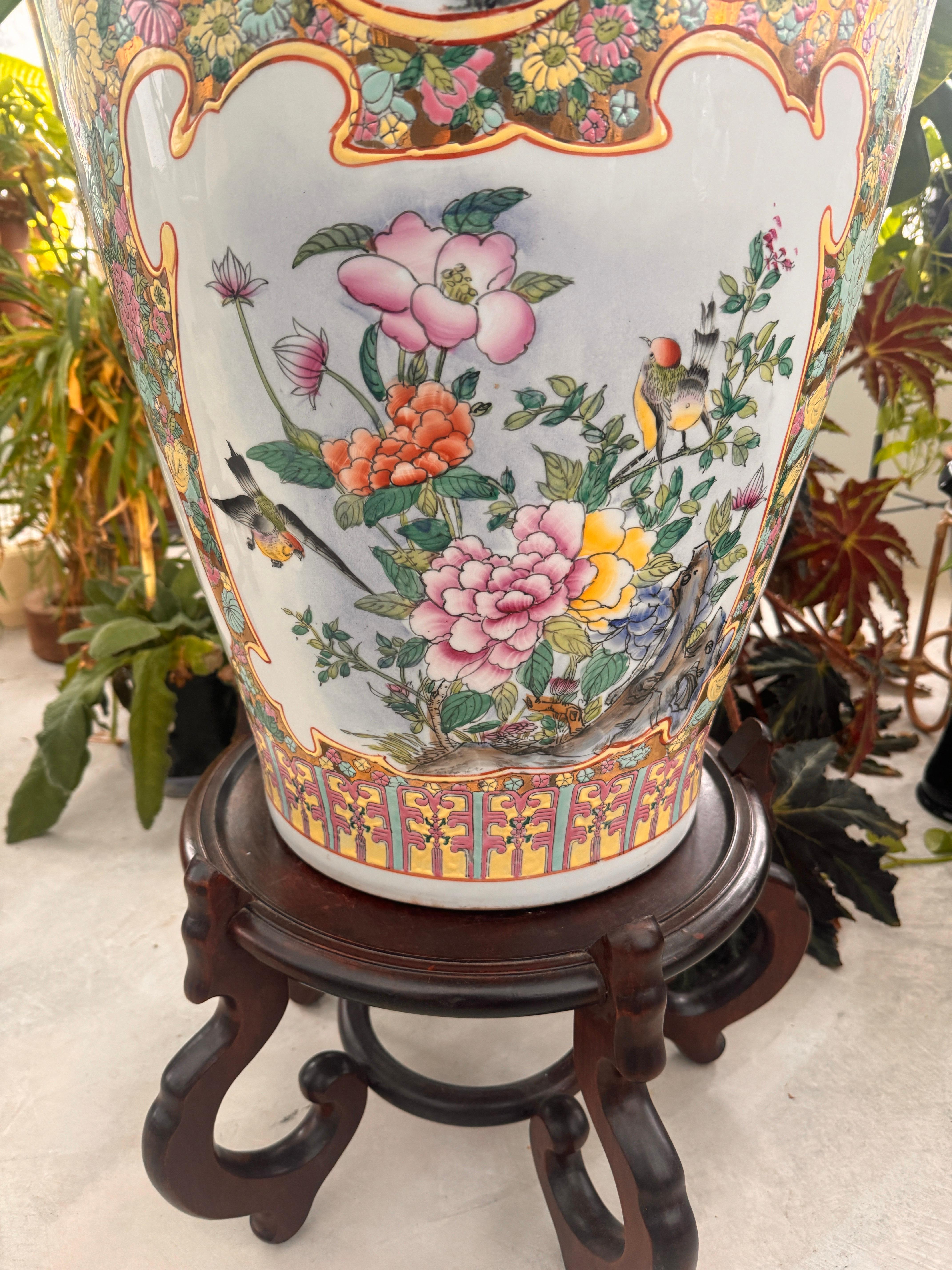Chinese Famille Rose Vase Floral 49
