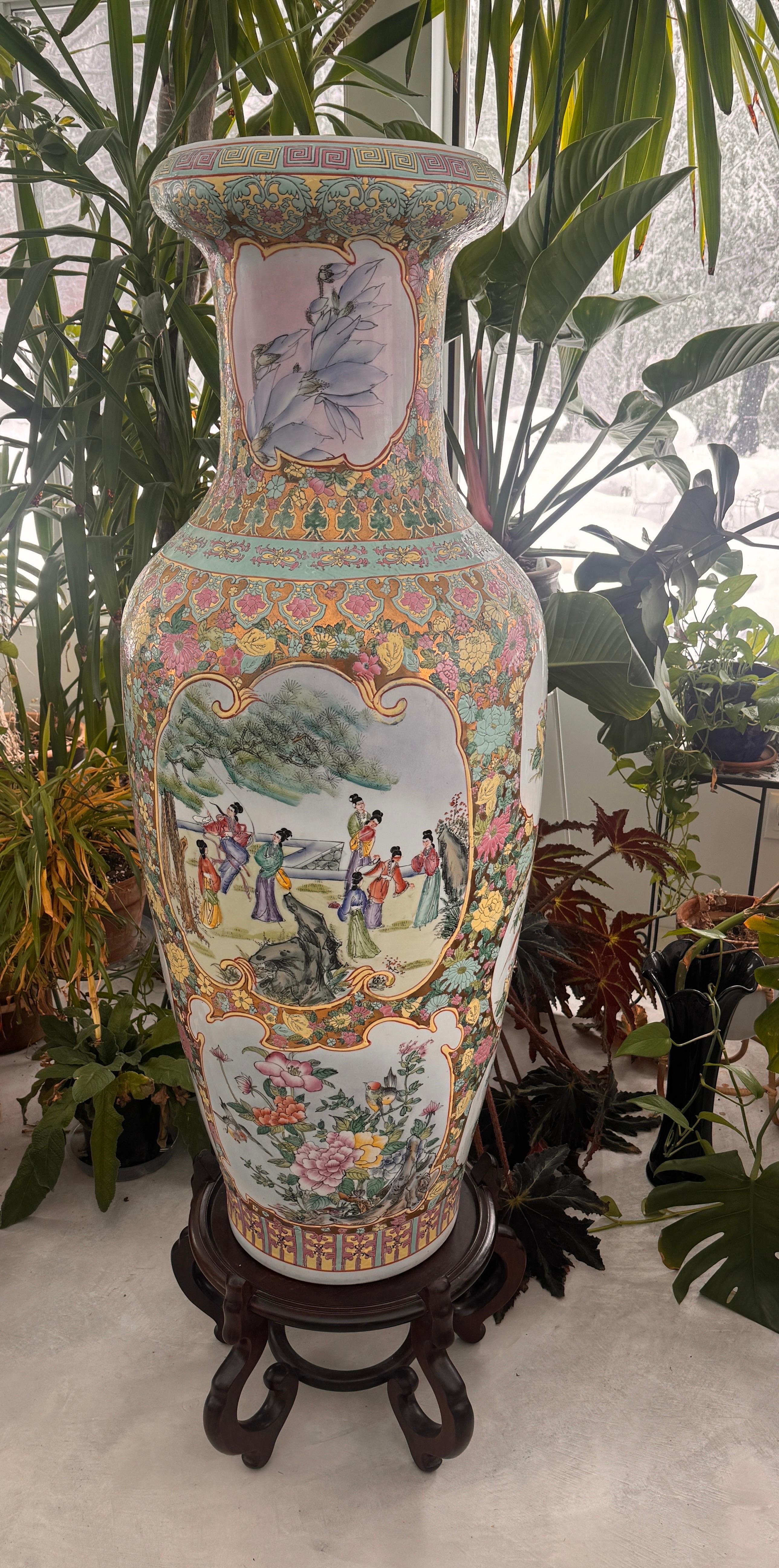 20th Century Chinese Famille Rose Vase Floral 49
