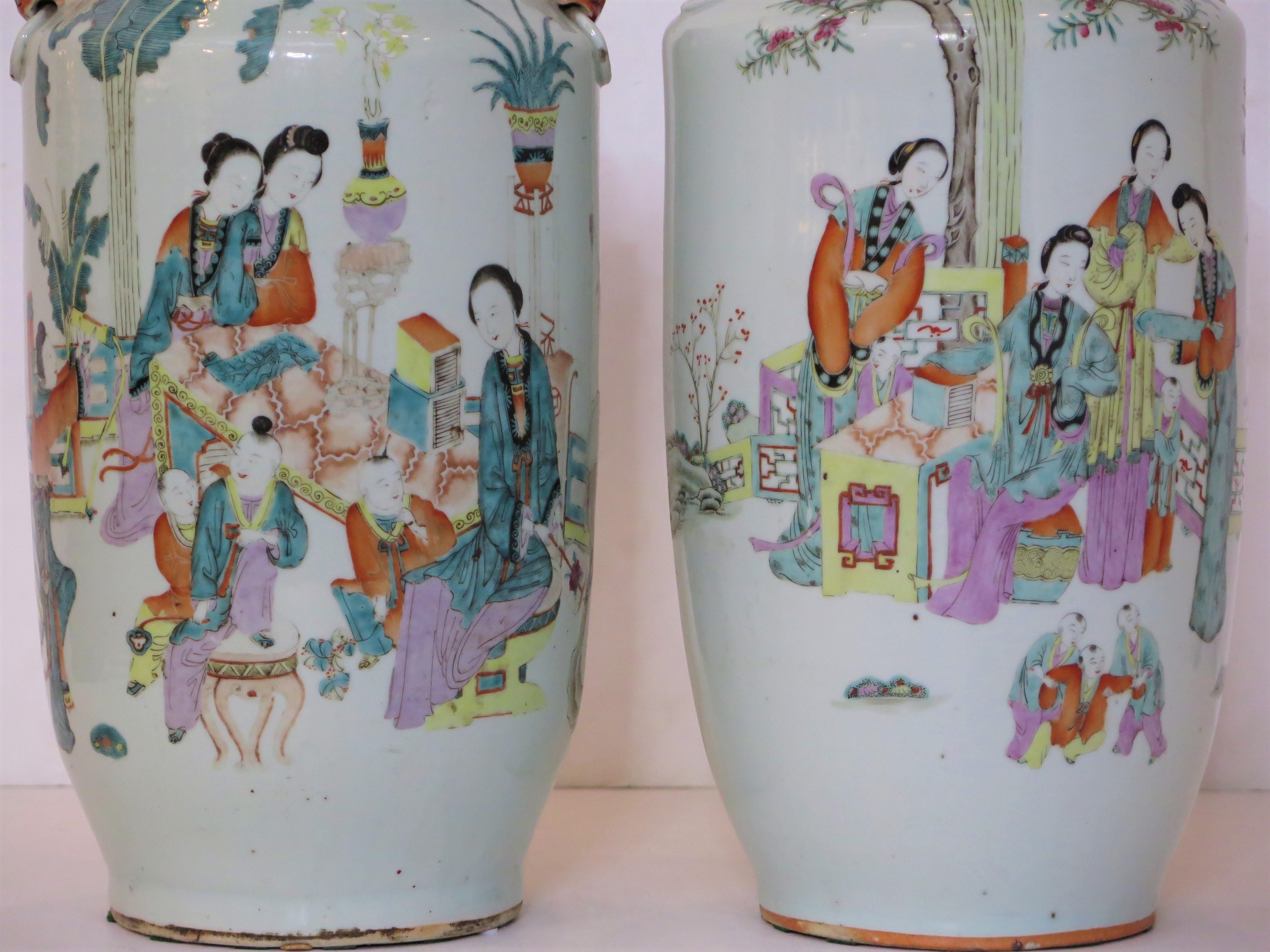 Chinesische Famille-Rose-Vasen (19. Jahrhundert) im Angebot
