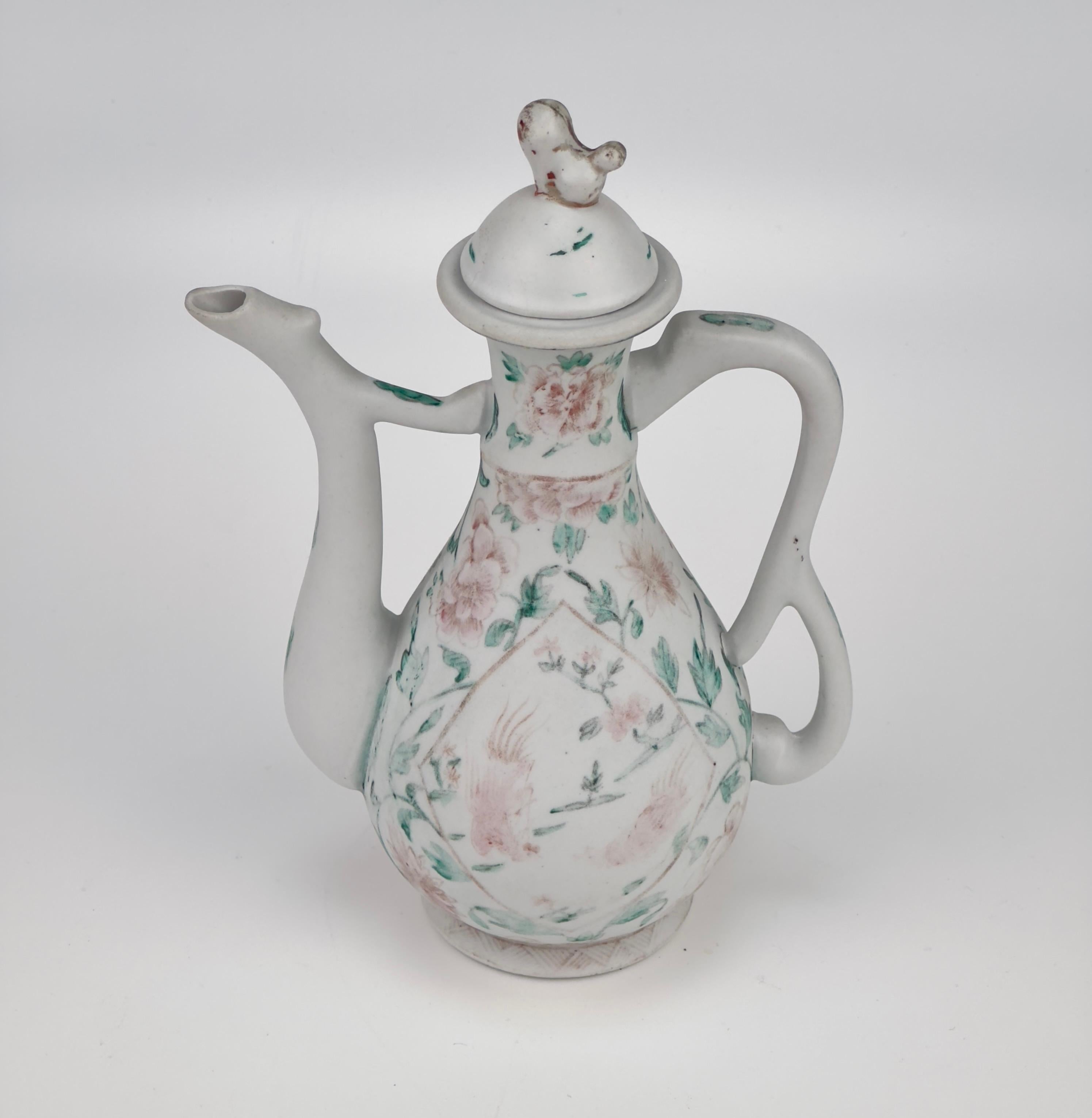 Ceramic Chinese Famille Rose/Verte 'Chicken' Ewer, Qing Dynasty For Sale