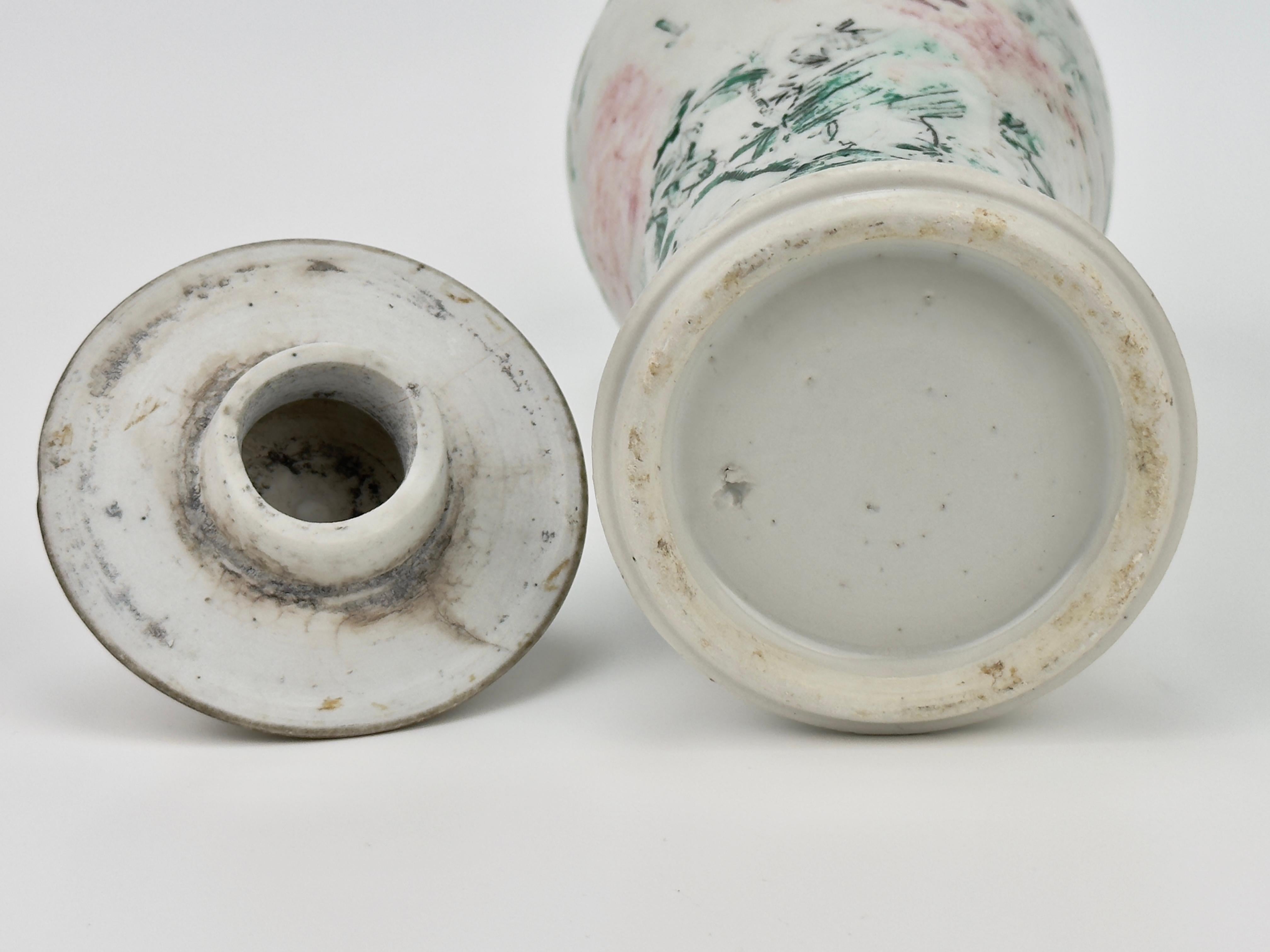 Glazed Famille Rose/Verte 'Crane and Flower' Baluster Vase, Qing Dynasty For Sale