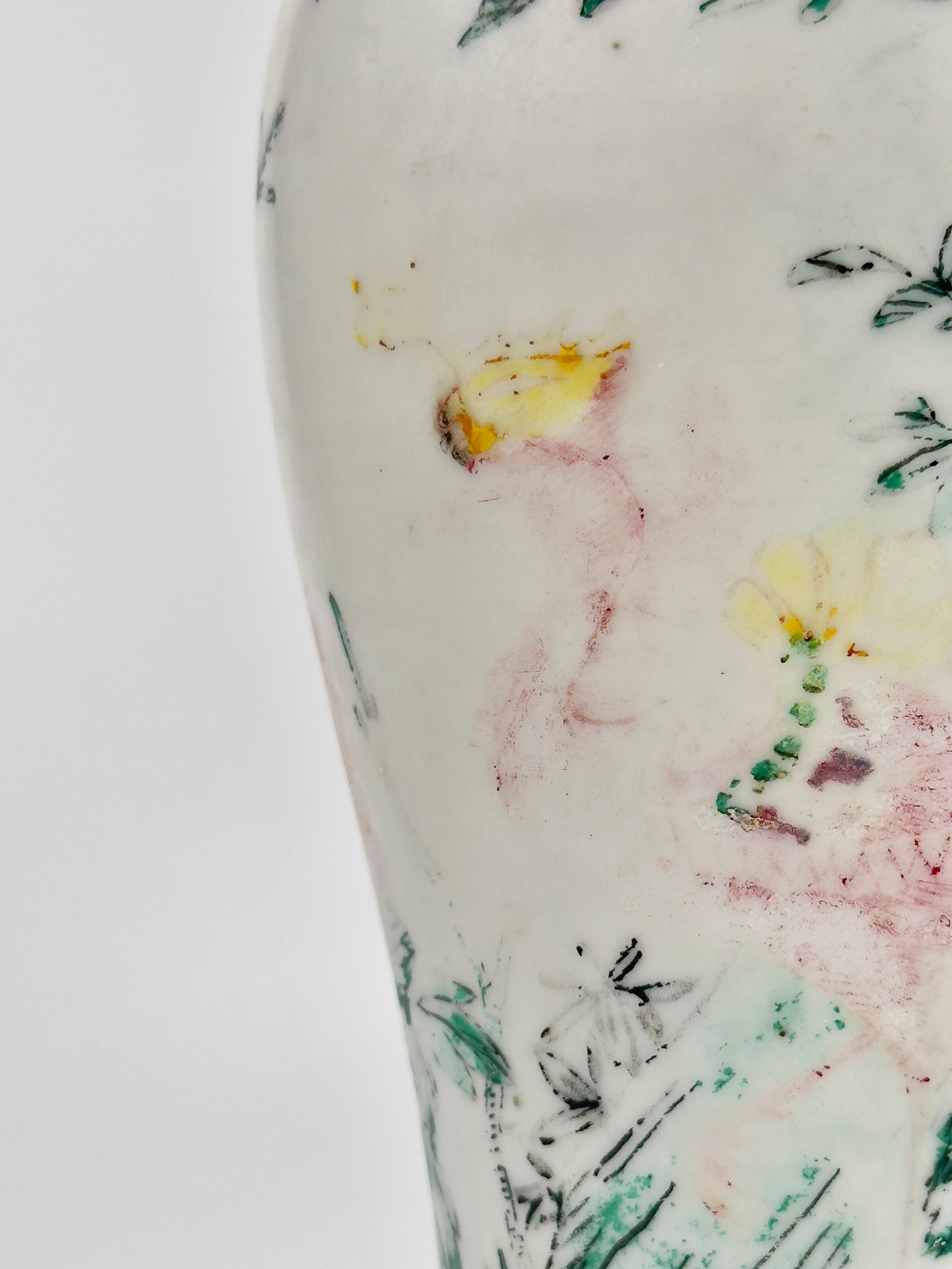Famille Rose/Verte 'Crane and Flower' Baluster Vase, Qing Dynasty For Sale 1