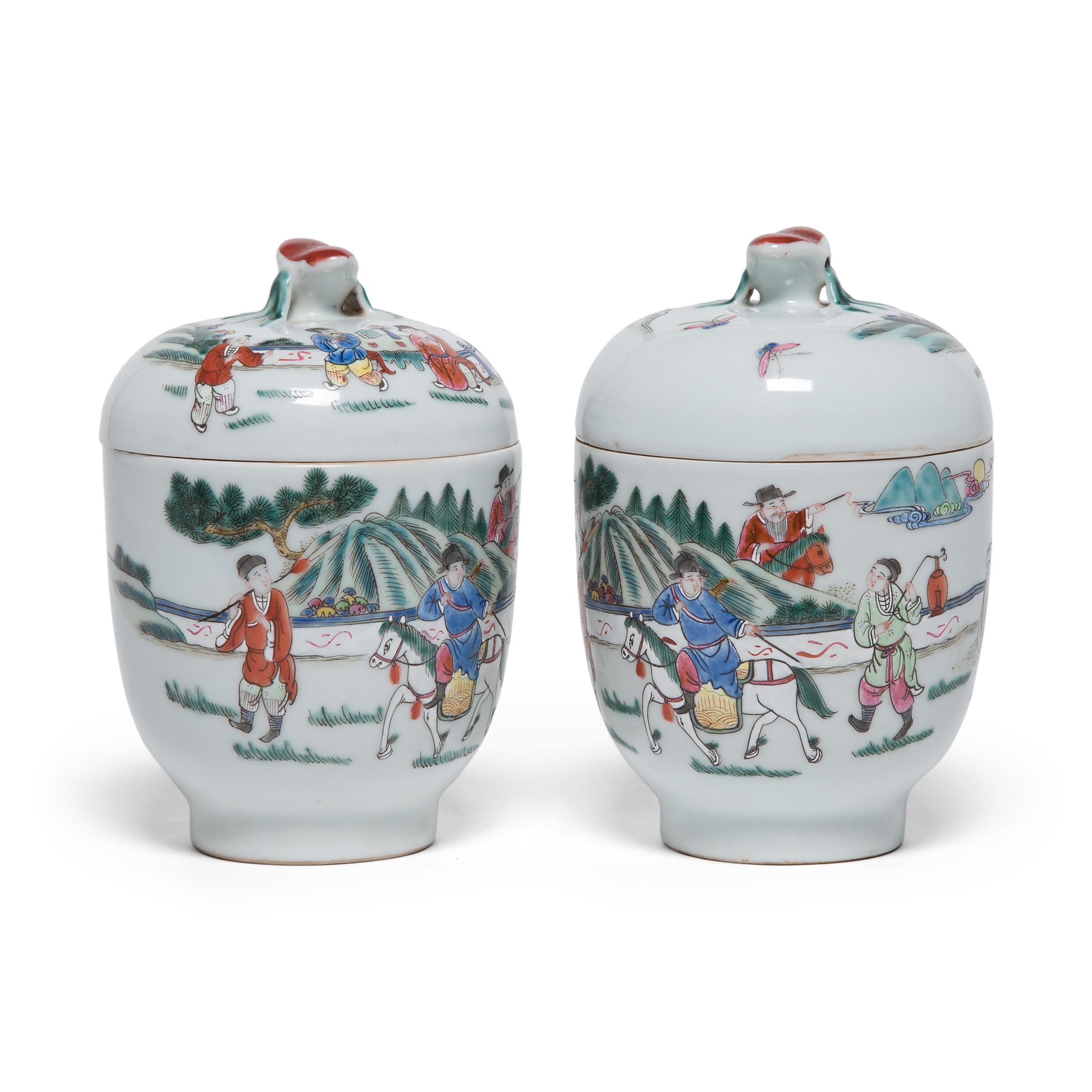 Chinese Famille Verte Jar with Horseback Procession For Sale 4