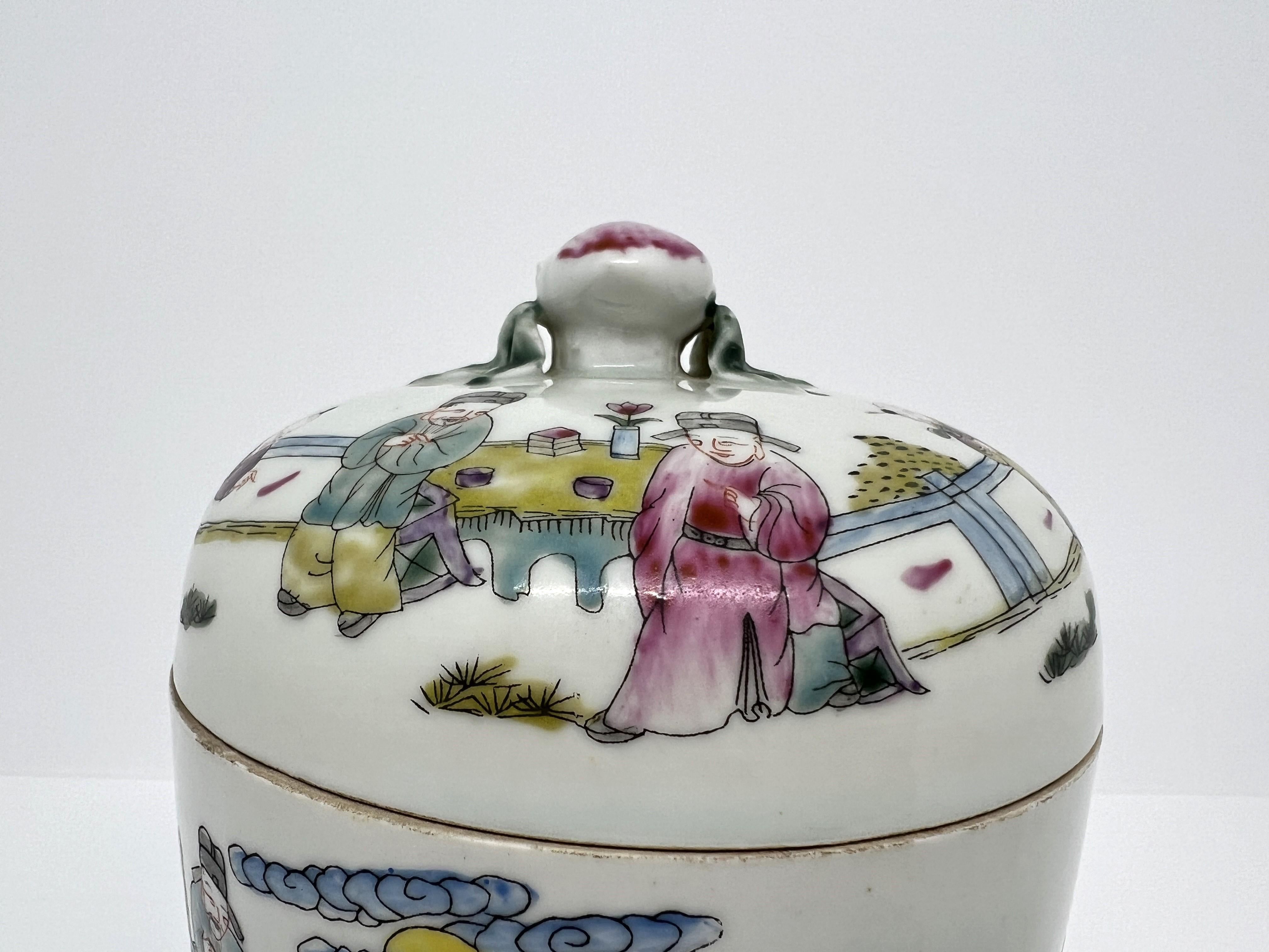 Mid-19th Century Chinese Famille Verte Jar with Horseback Riding, Qing Period, Tongzhi Era For Sale