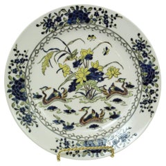Chinese Famille Verte Porcelain Cabinet Plate in Rare Mandarin Duck Pattern