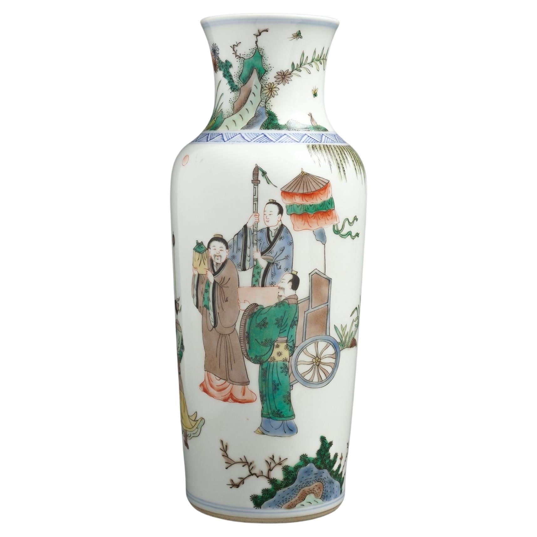 Chinese Famille Verte porcelain vase, 1911-1948 For Sale