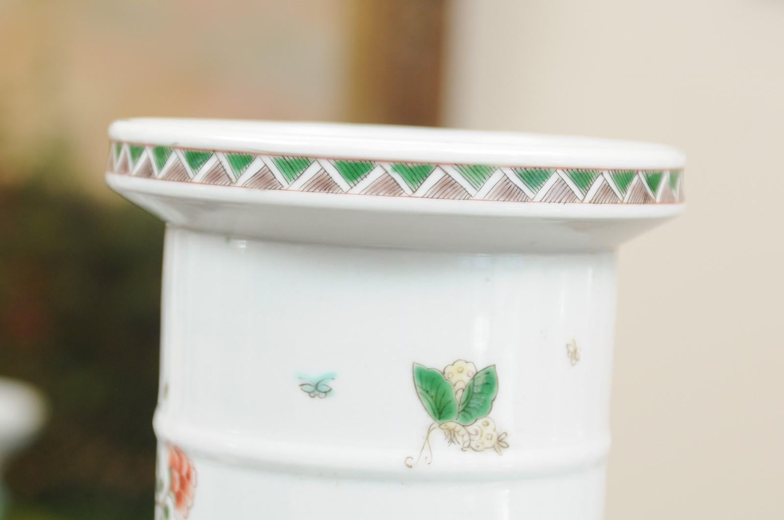 Chinese Famille Verte Porcelain Vase For Sale 3