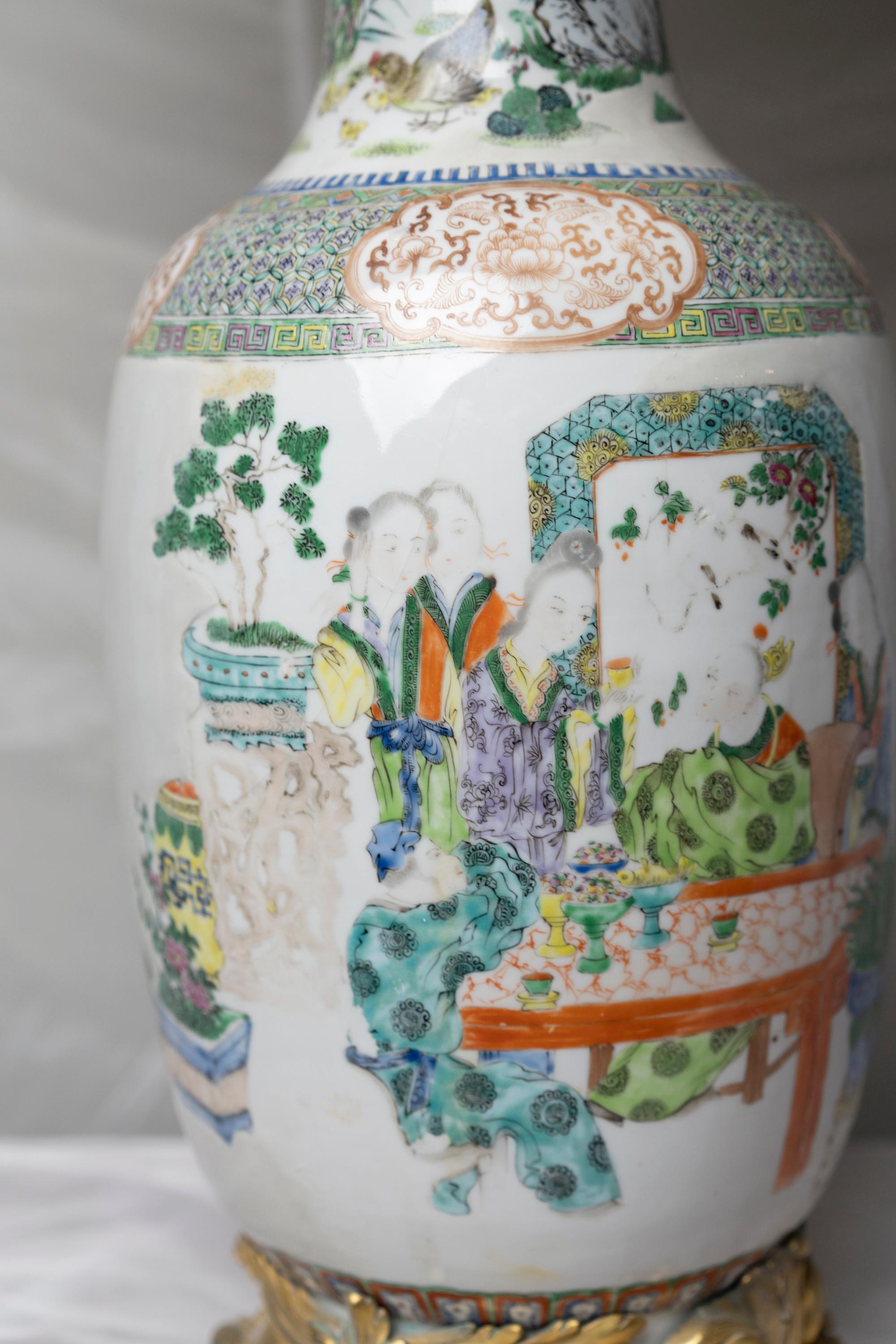Porcelain Chinese Famille Verte Table Lamp For Sale