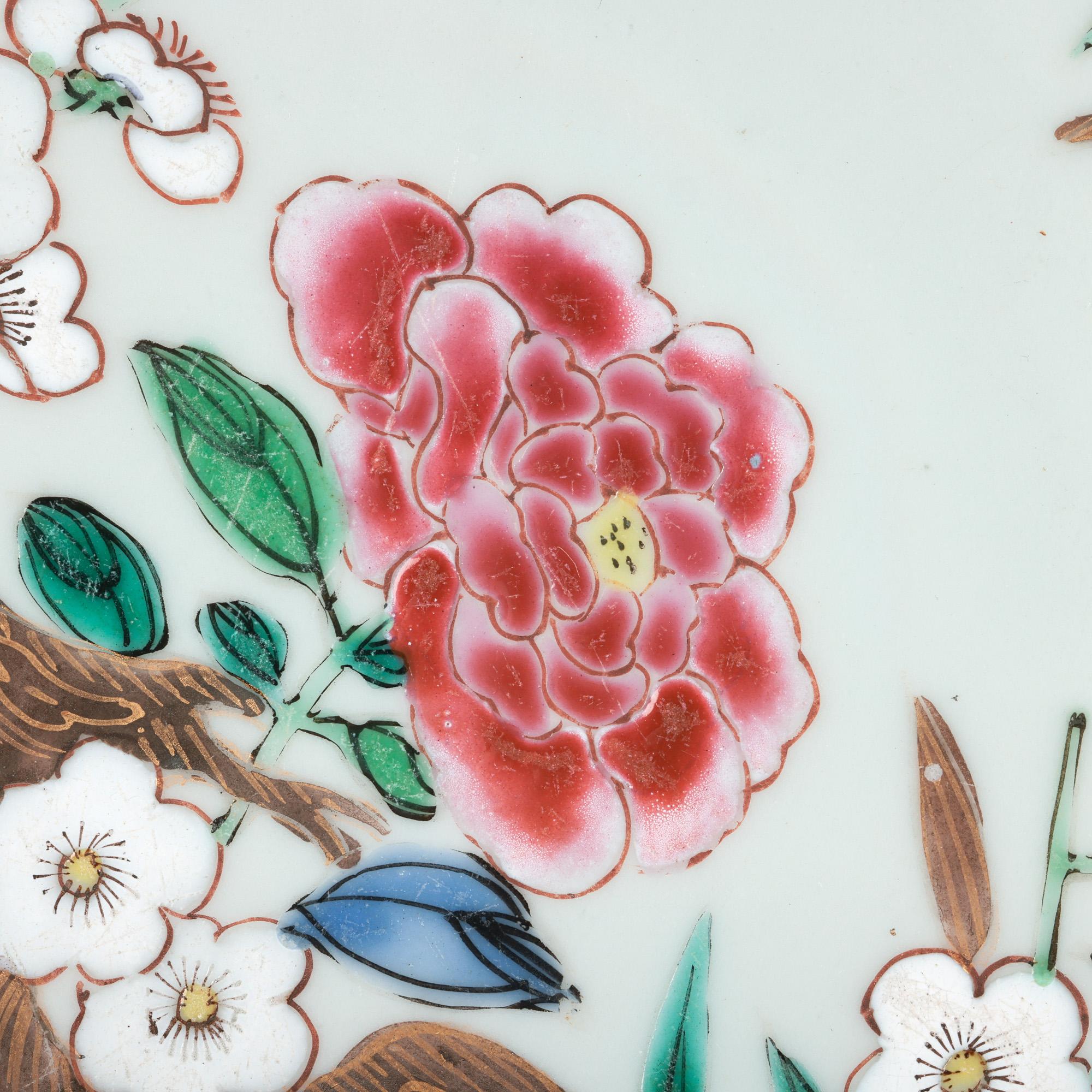Chinese Fine Qianlong Famille Rose Floral Painted Plate For Sale 9