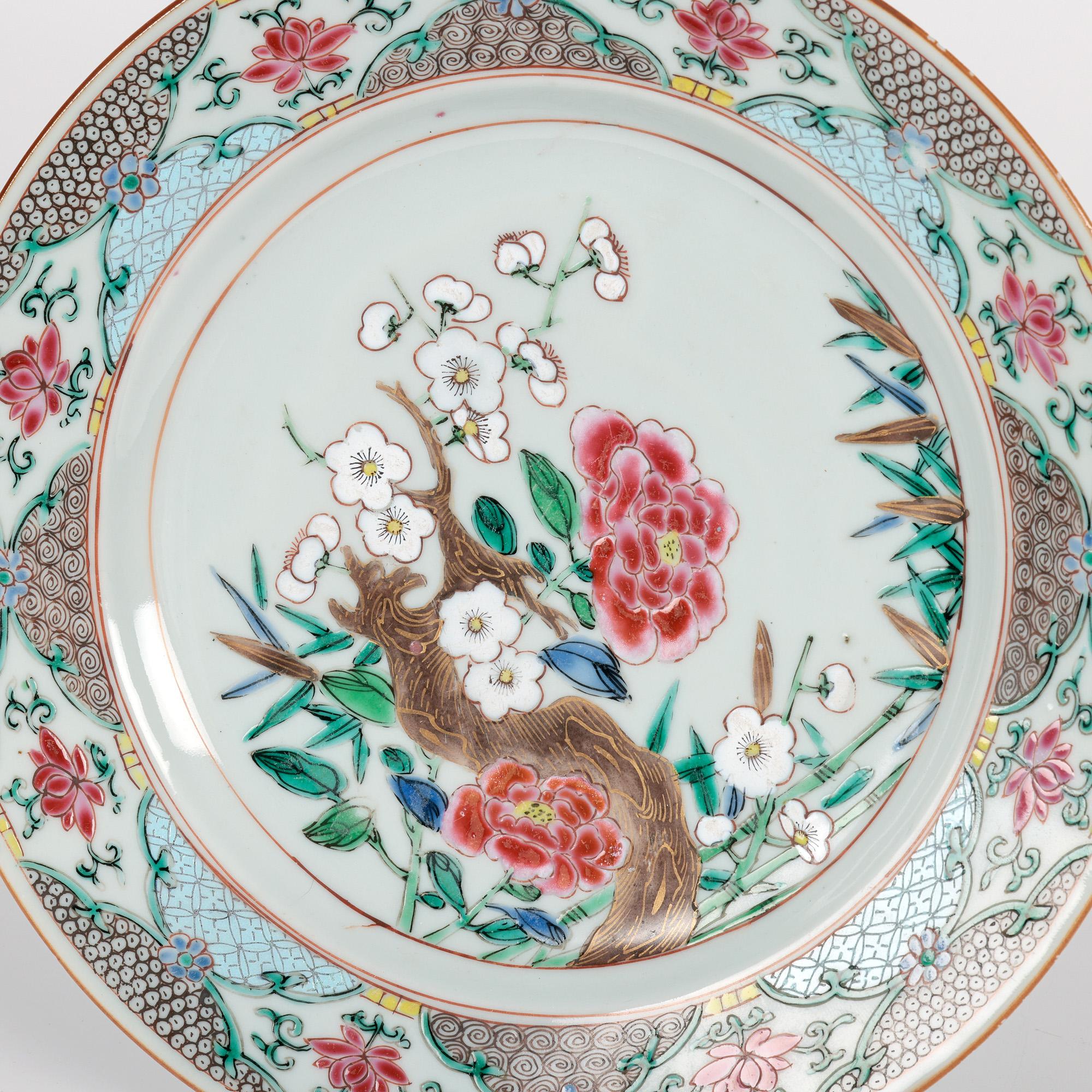 18th Century and Earlier Chinese Fine Qianlong Famille Rose Floral Painted Plate For Sale