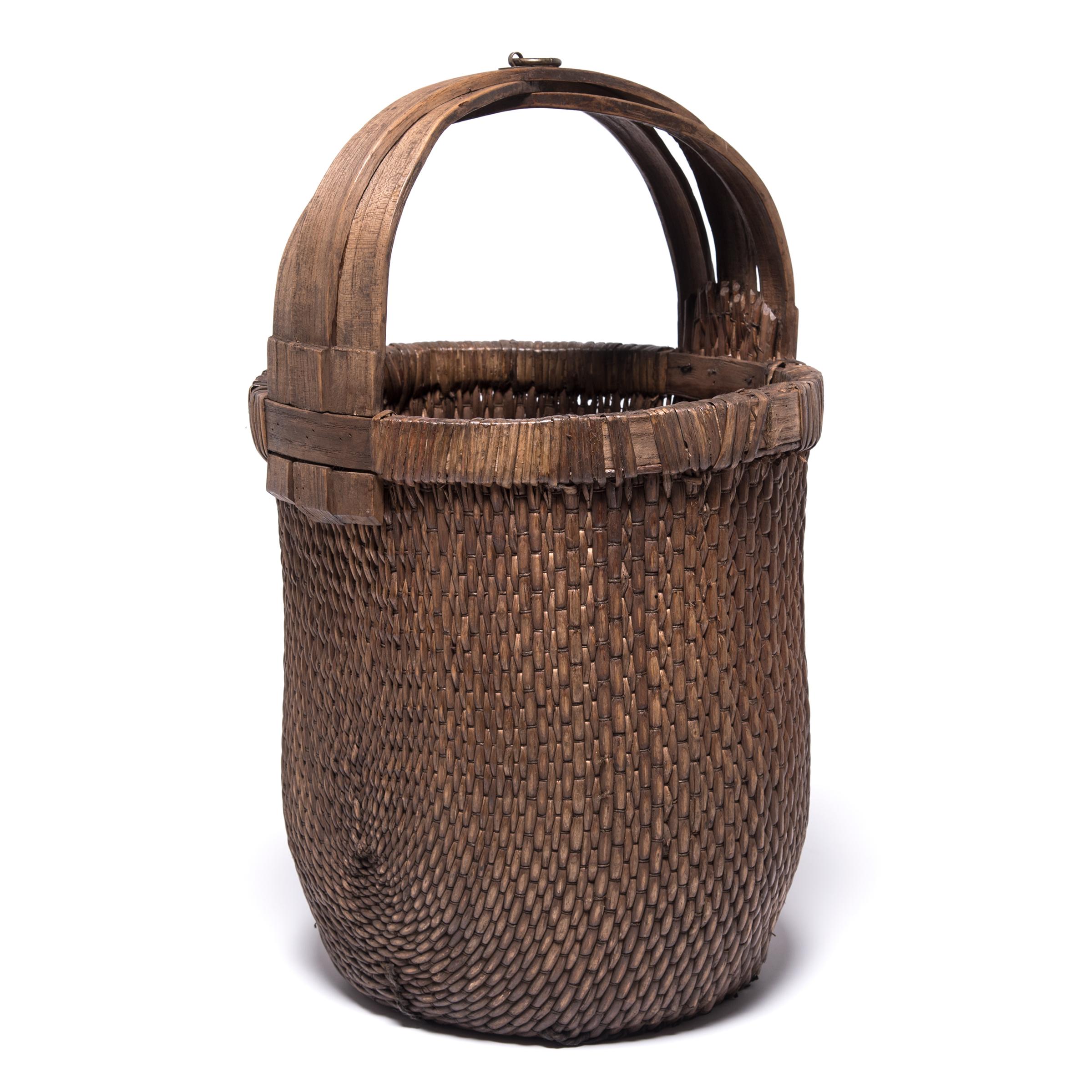 Hand-Woven Chinese Bent Handle Fisherman's Basket, circa 1900 For Sale